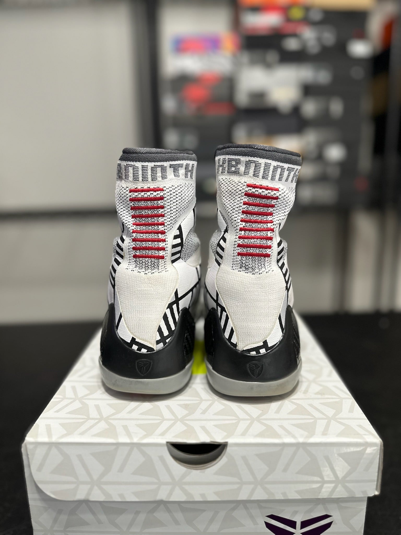 Size 9 - Kobe 9 Elite Fundamentals