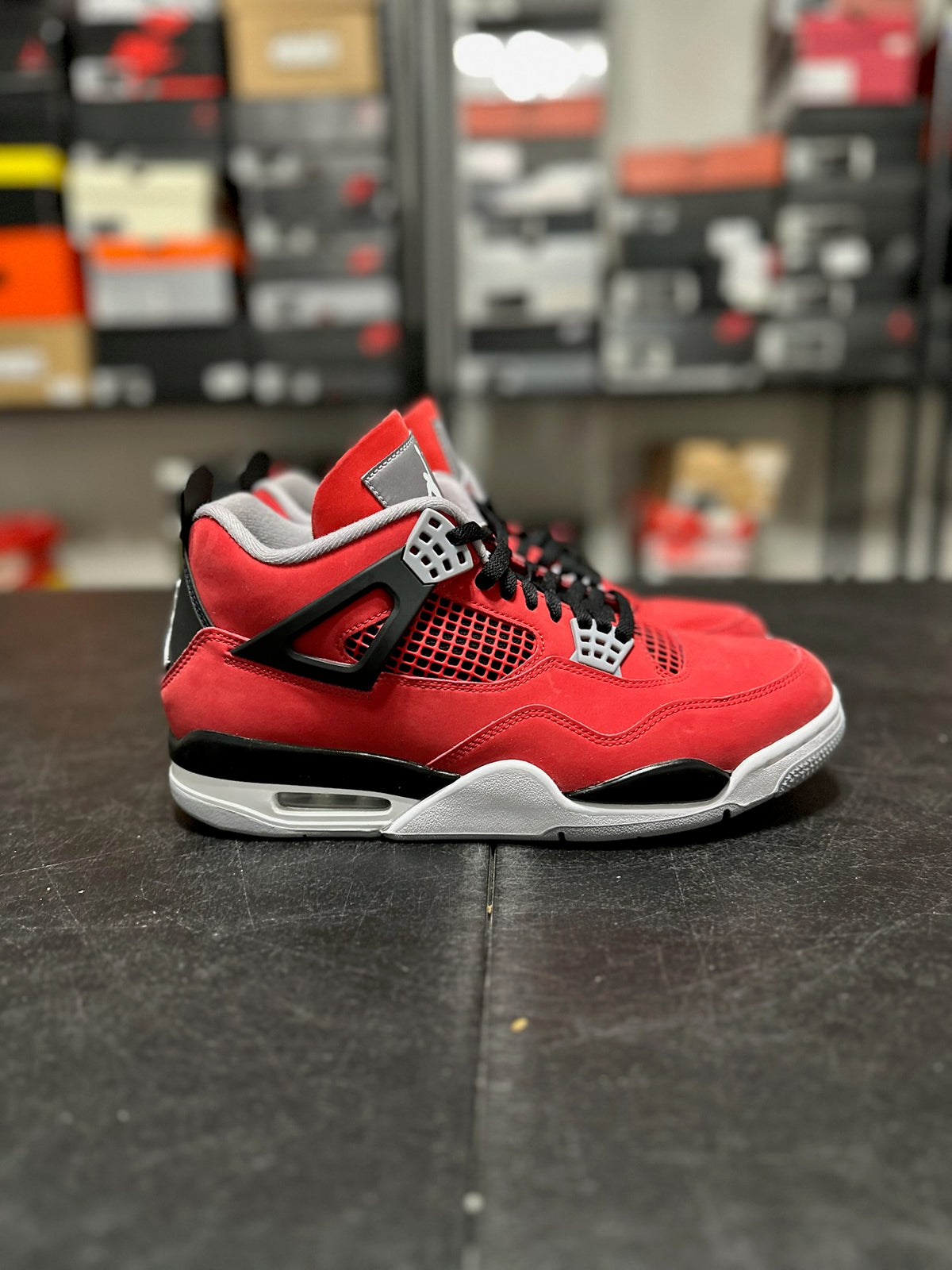 Size 11 - j4 toro bravo
