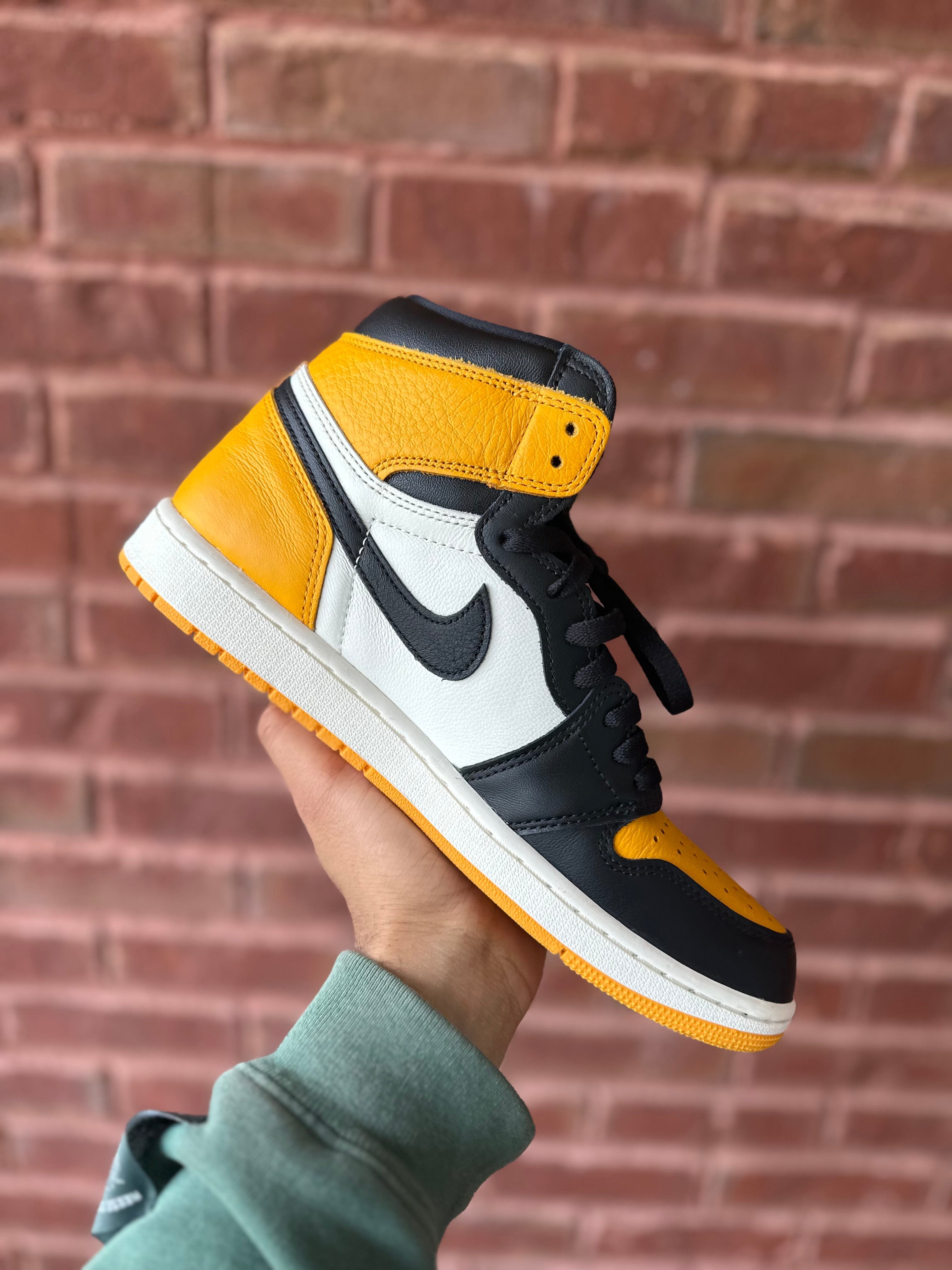 Size 9.5 - J1 yellow toe