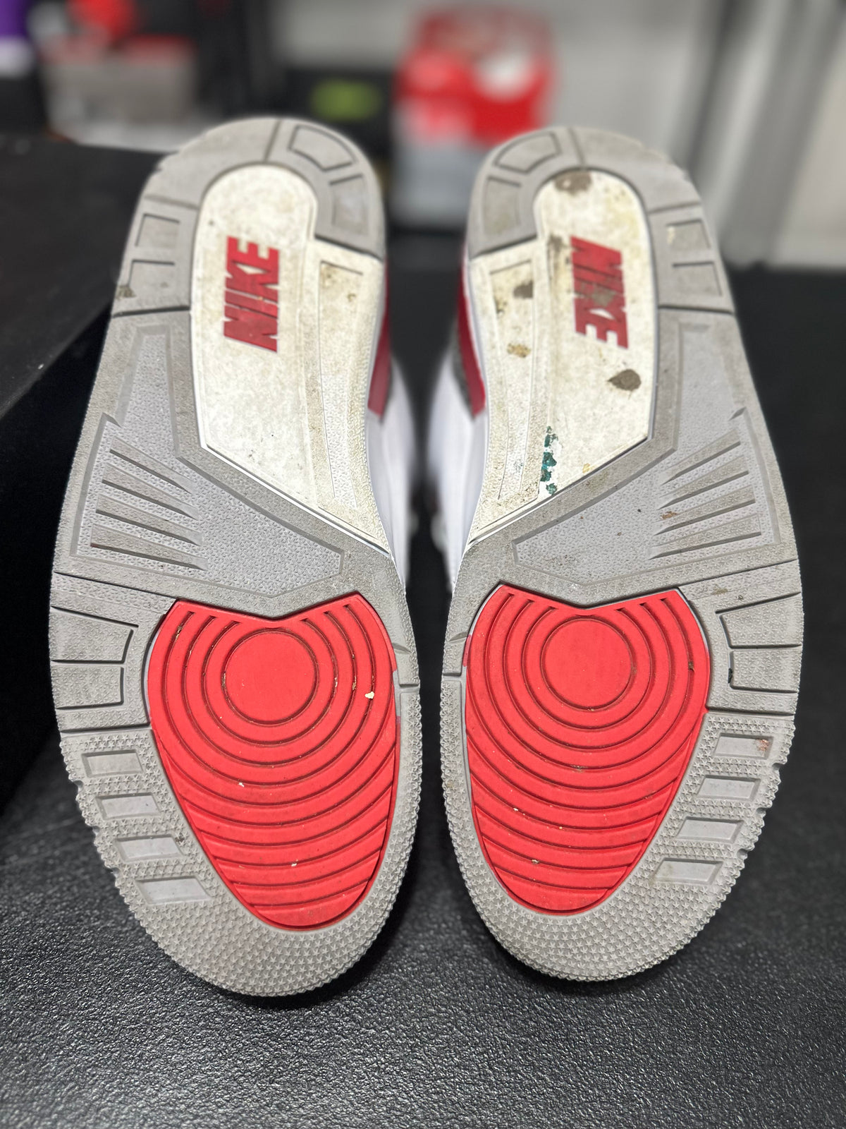 Size 9 - J3 fire red