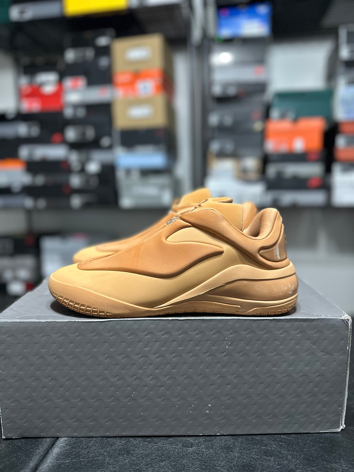 Size 10 - Shai 001 Hail Clay