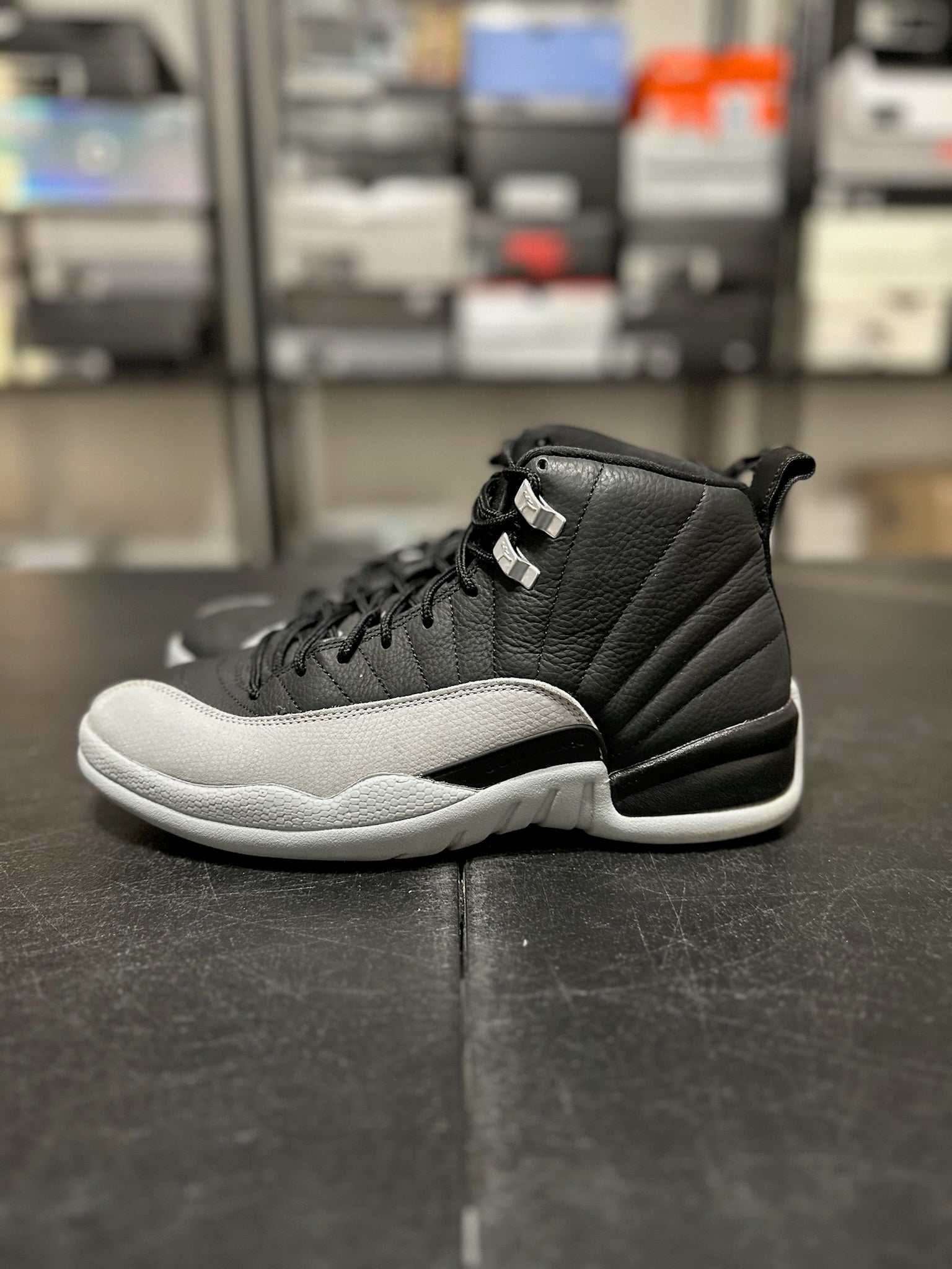 Size 8.5 - J12 Barons