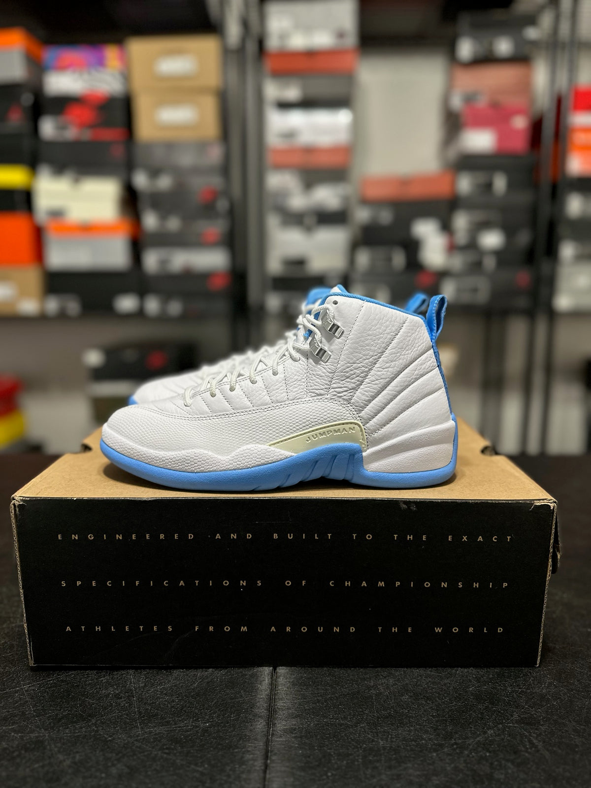 Size 8 - J12 Melo