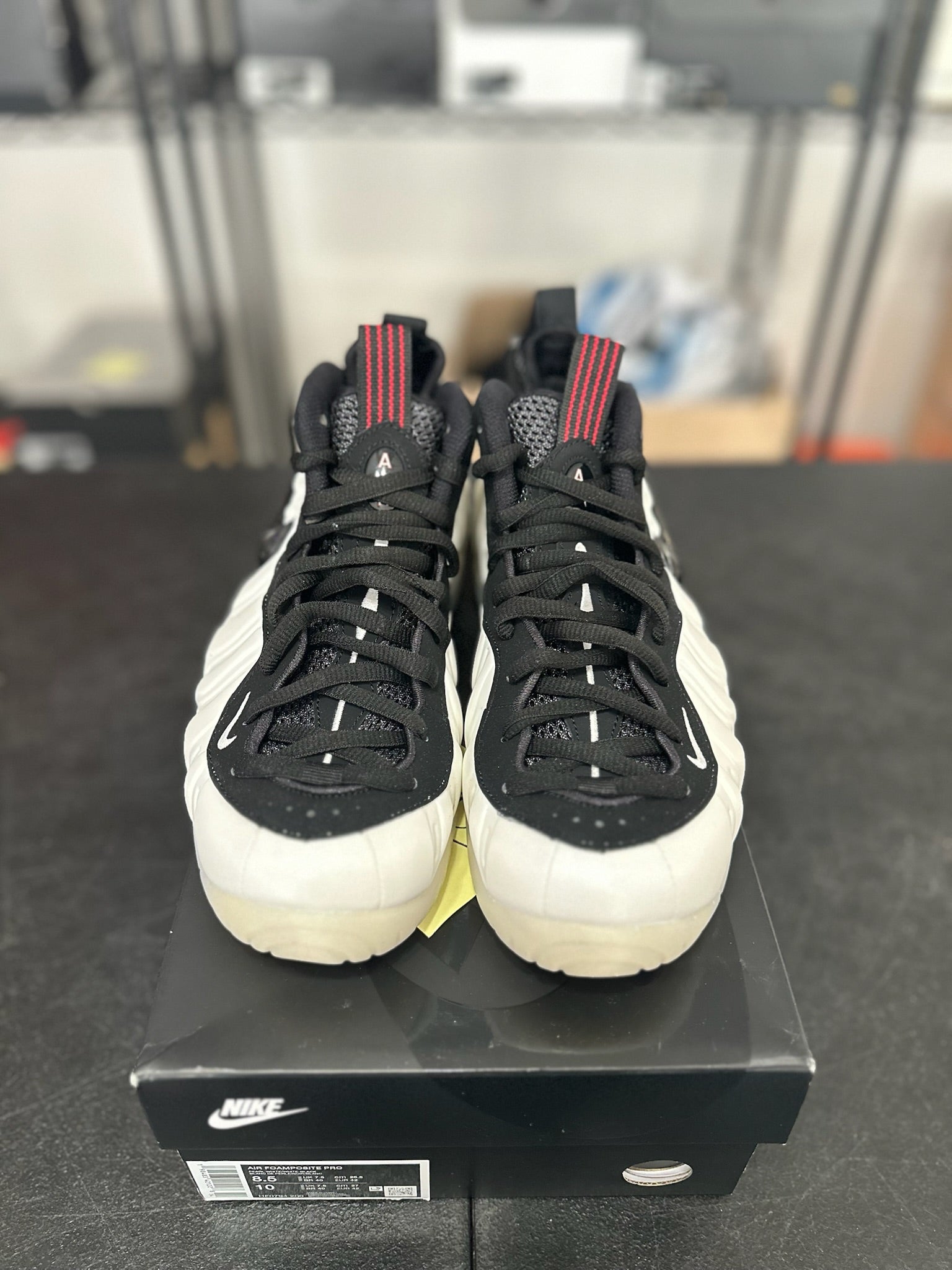 Size 8.5 - Foamposite Pro Pearl