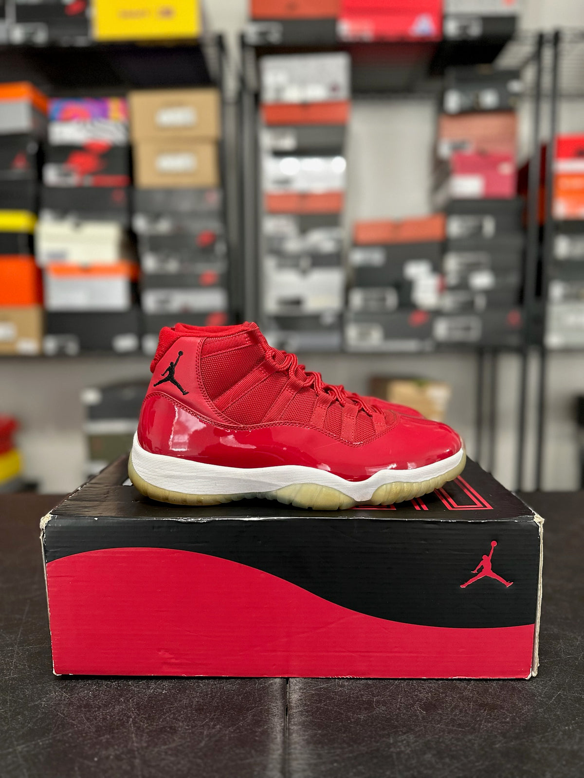 Size 9.5 - J11 Win Like 96