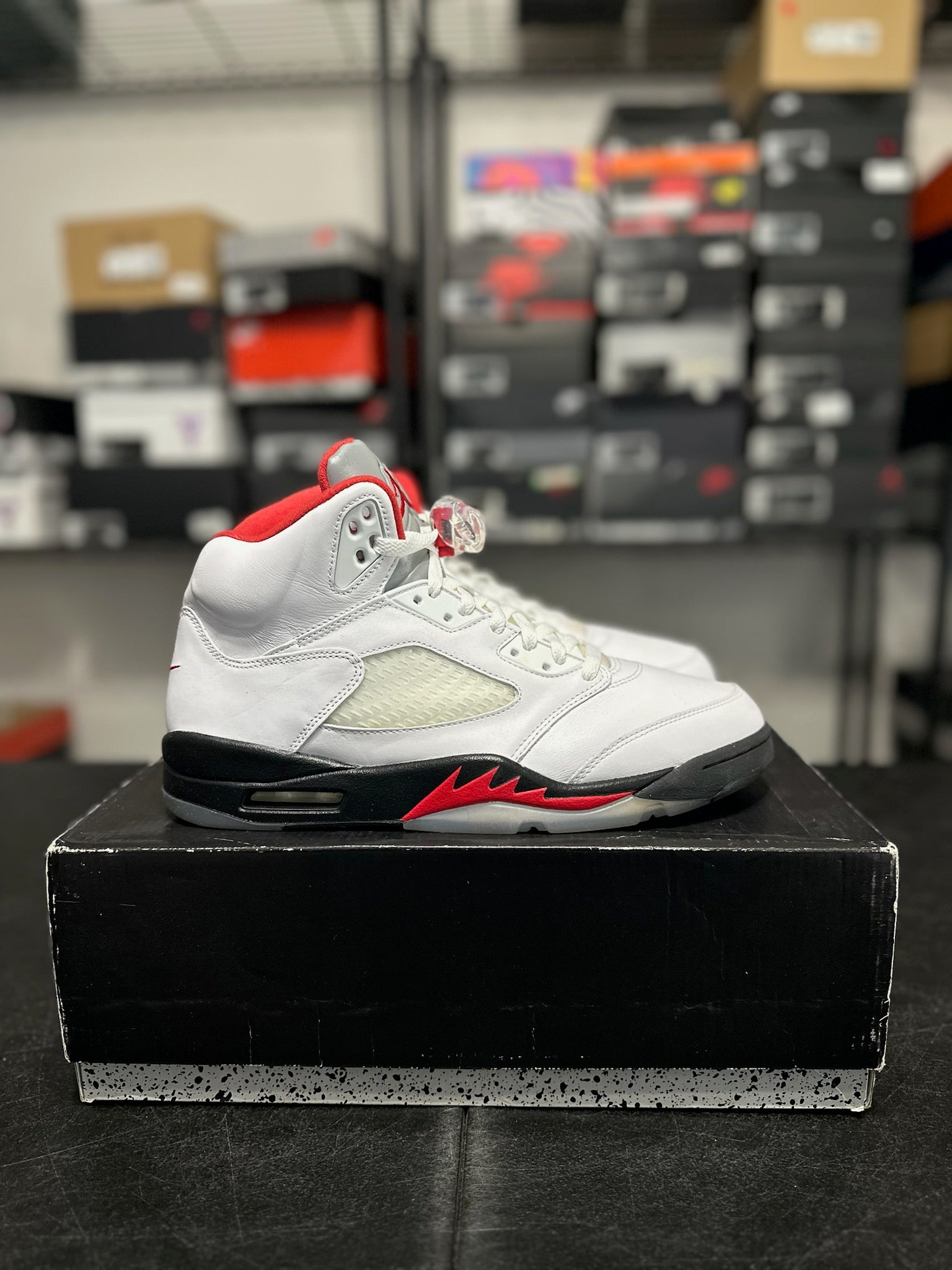 Size 11 - J5 Fire Red Silver Tongue