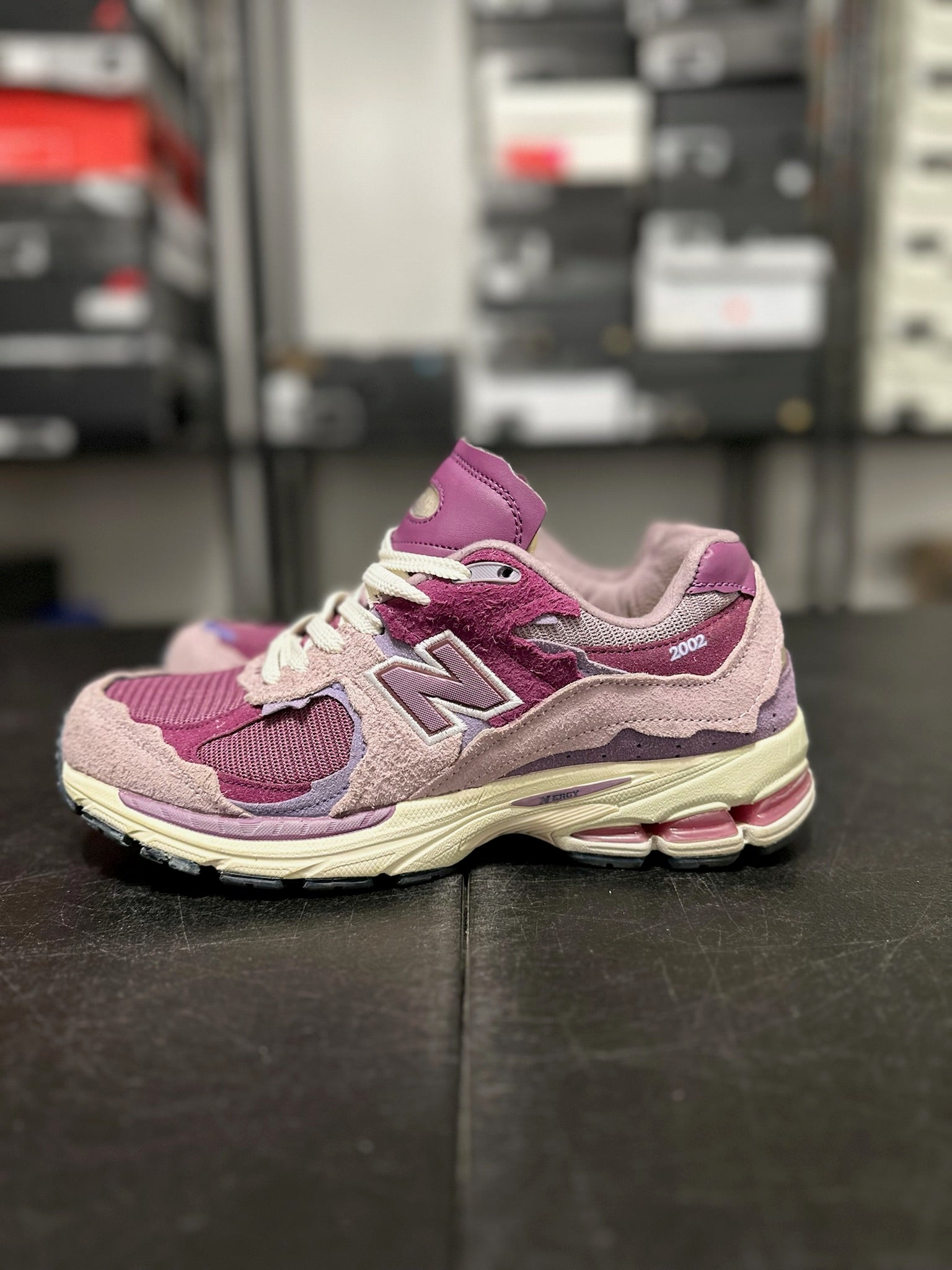 Size 8.5 - NB 2002R Protection Pack Pink