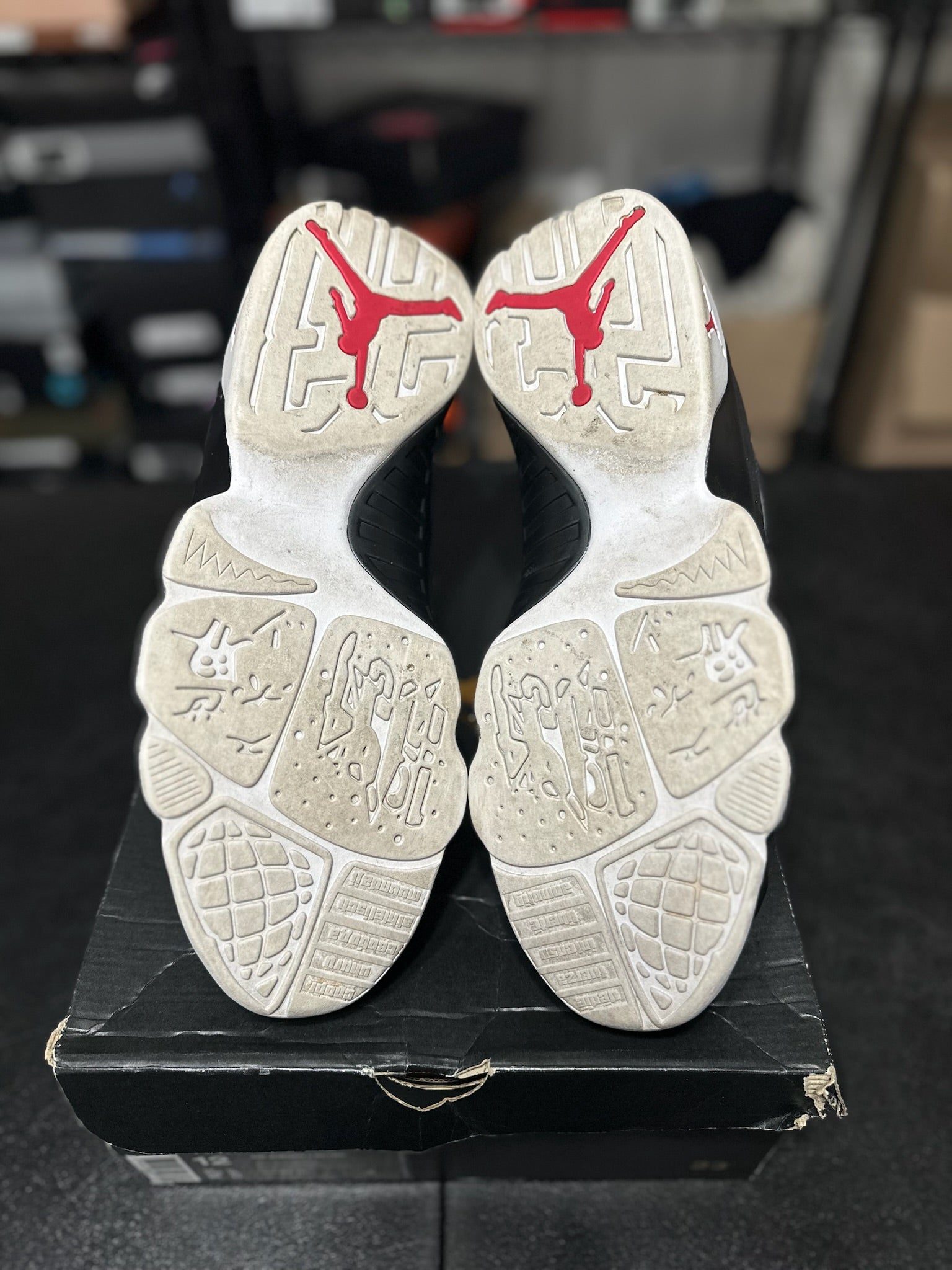 Size 12 - J9 space jam OG