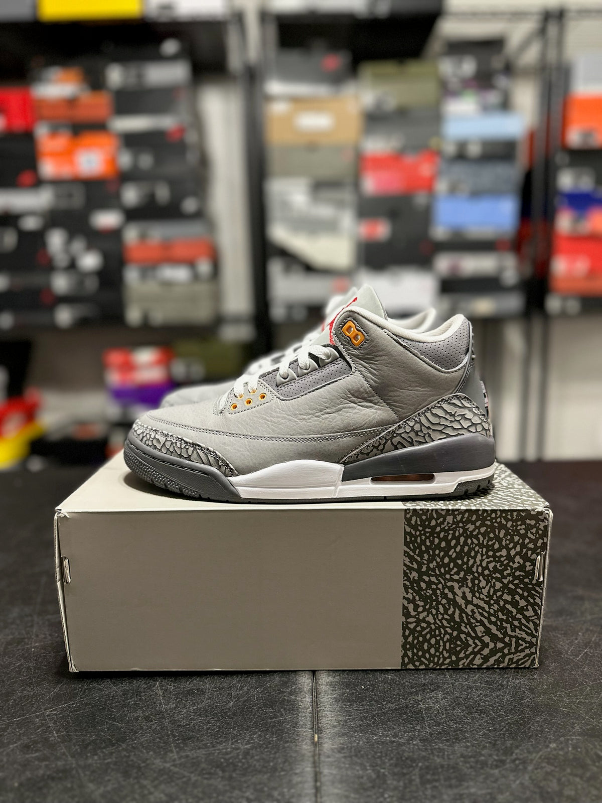 Size 9 - j3 cool grey
