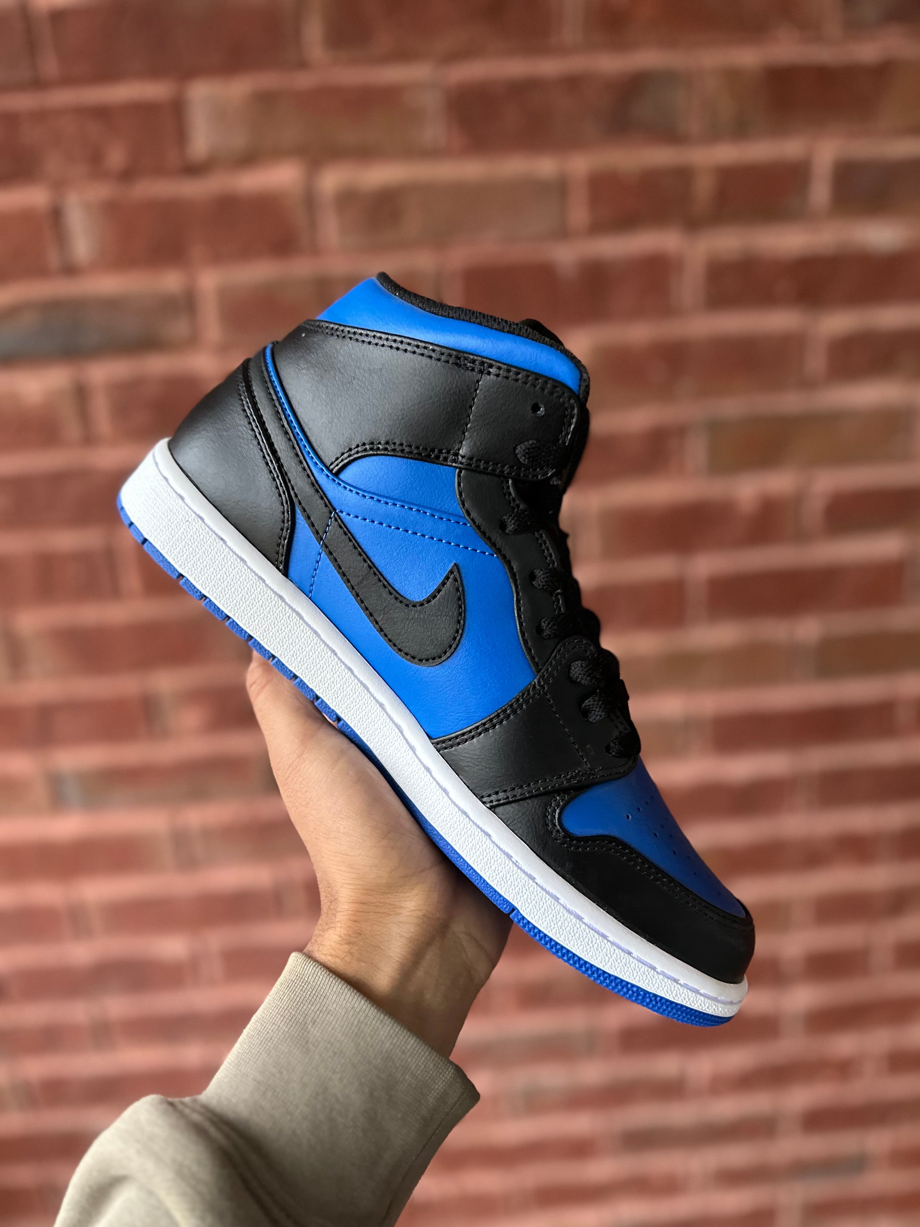 Size 10 - J1 mid black royal blue