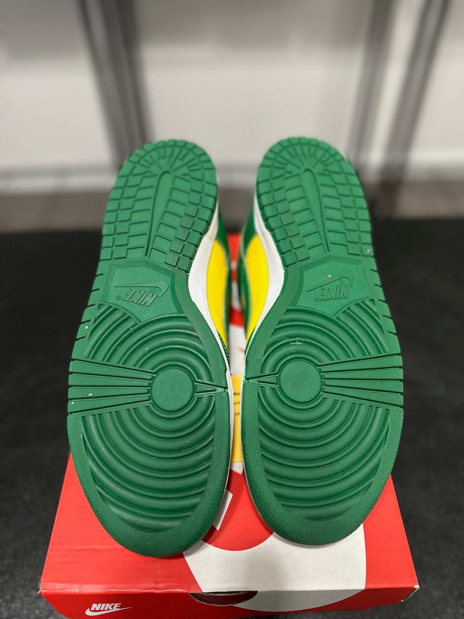 Size 9.5 - Dunk Low Brazil