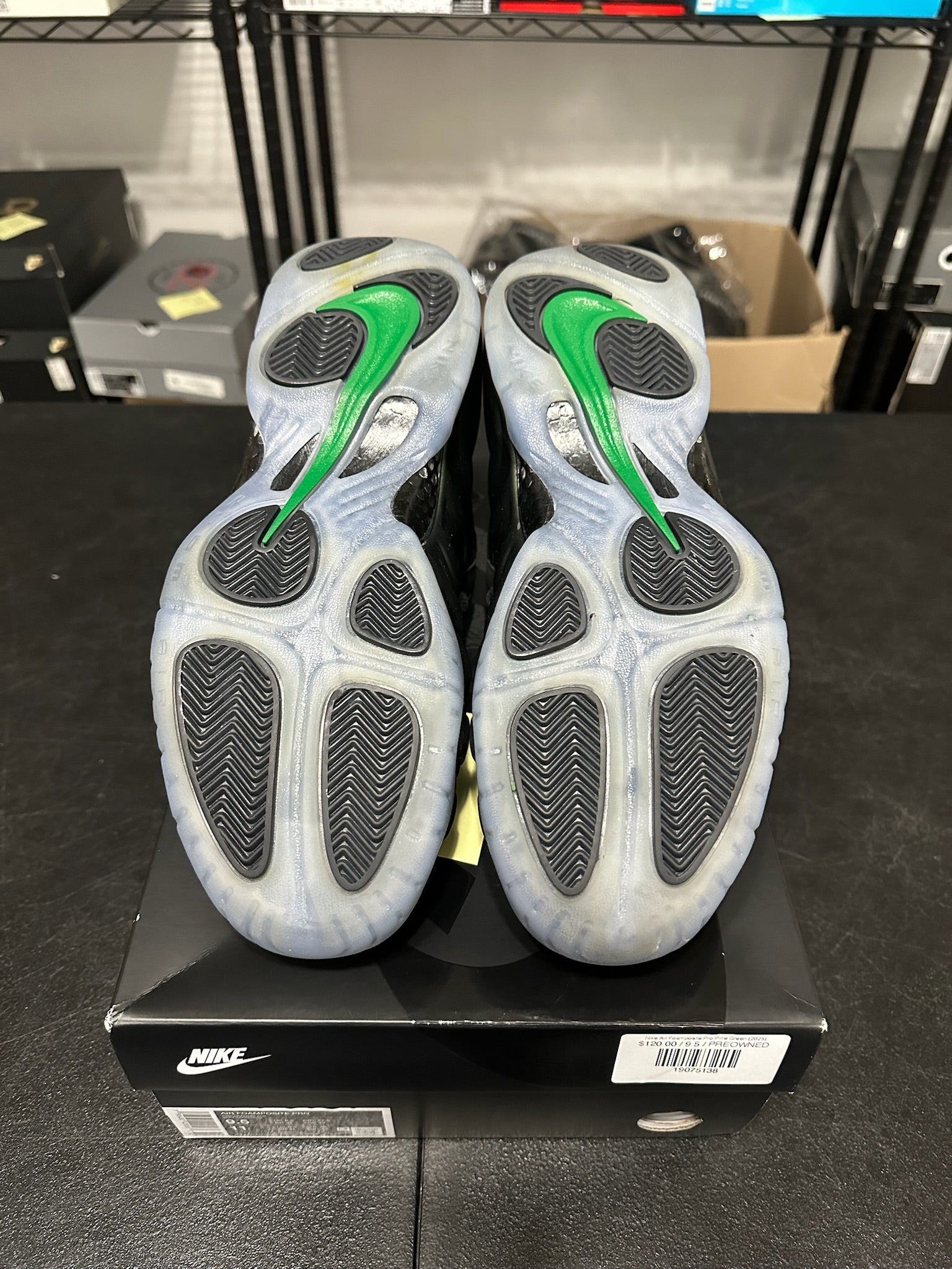 Size 9.5 - Foamposite Pro Pine Green