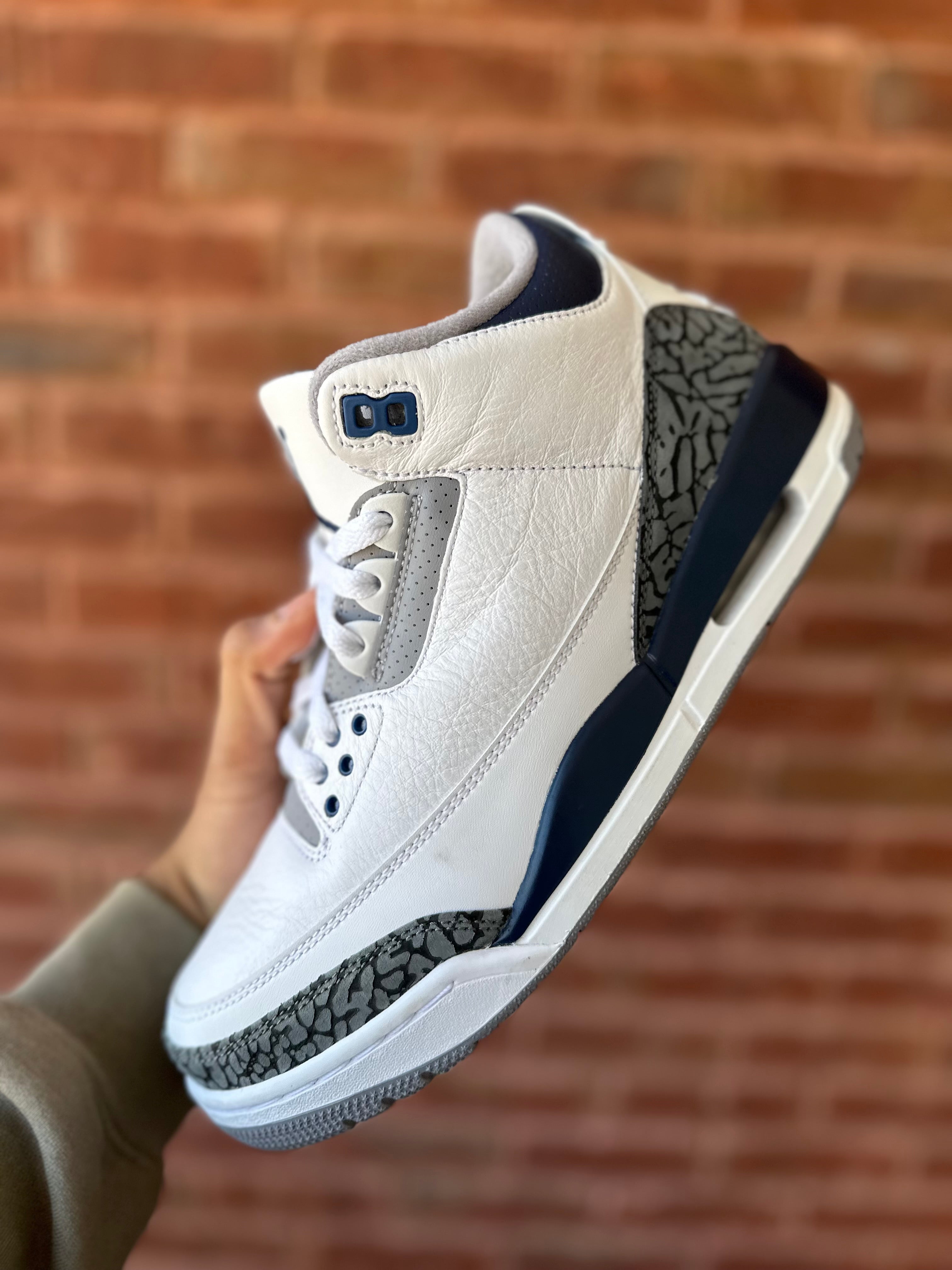 Size 9.5 - J3 midnight navy