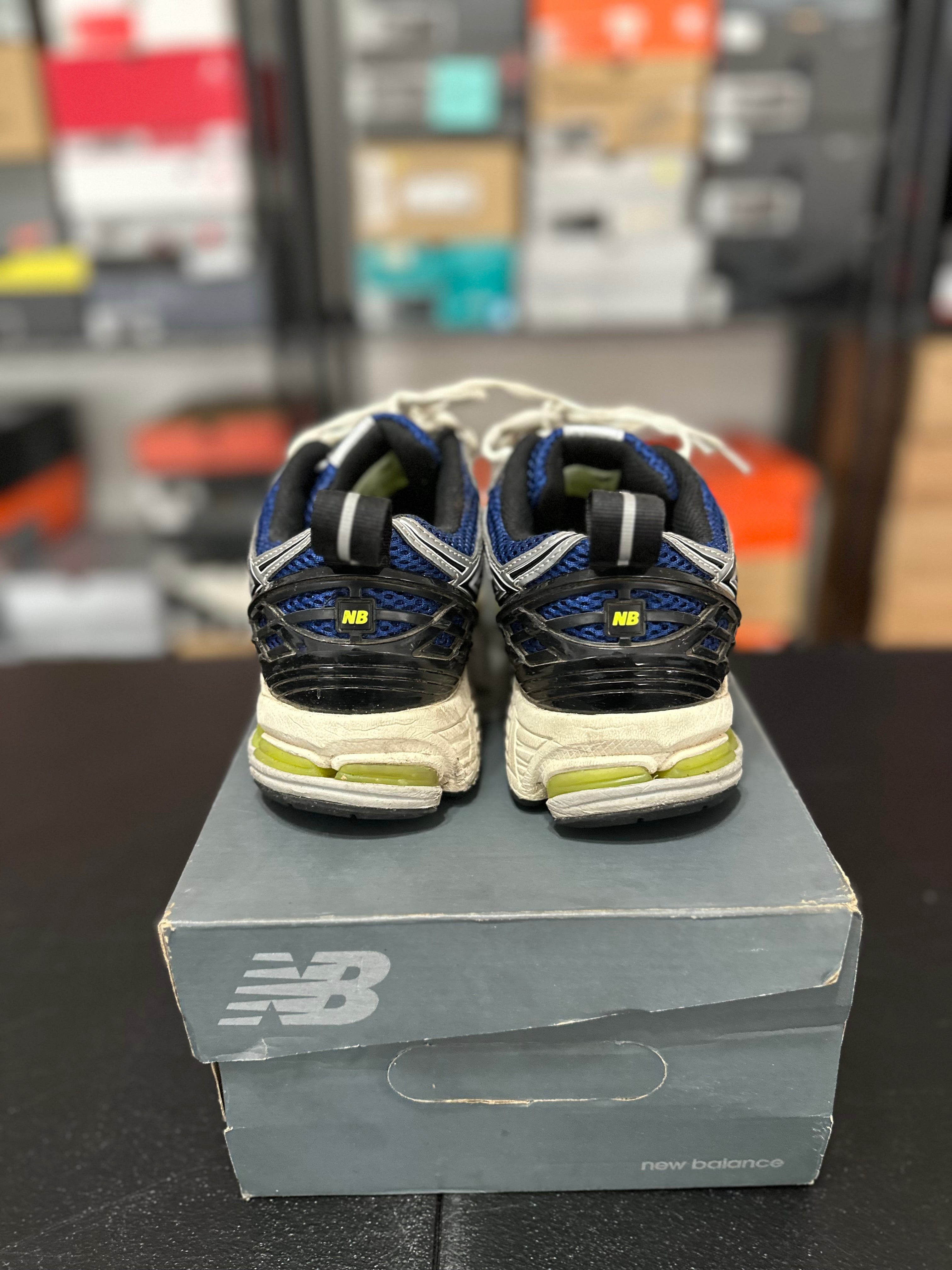 Size 8 - NB 1906r sprite