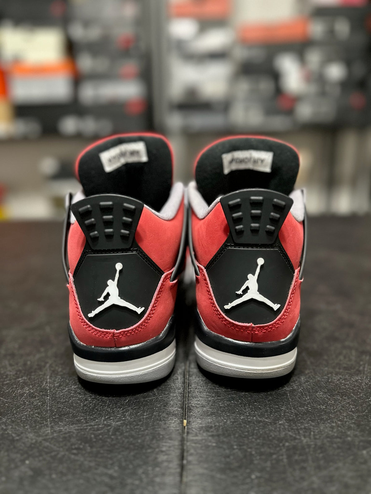 Size 7Y - j4 toro bravo