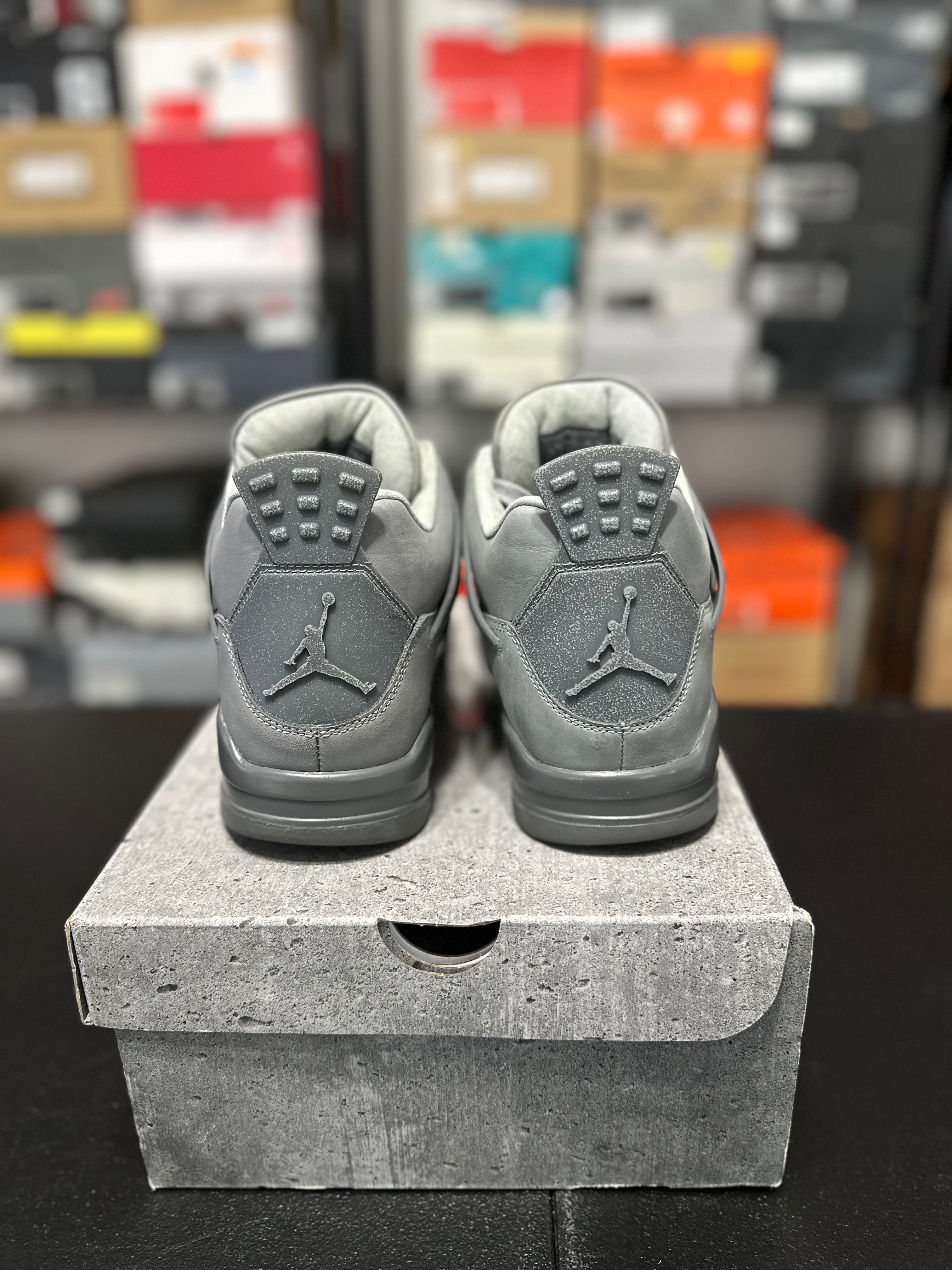 Size 9 - J4 wet cement