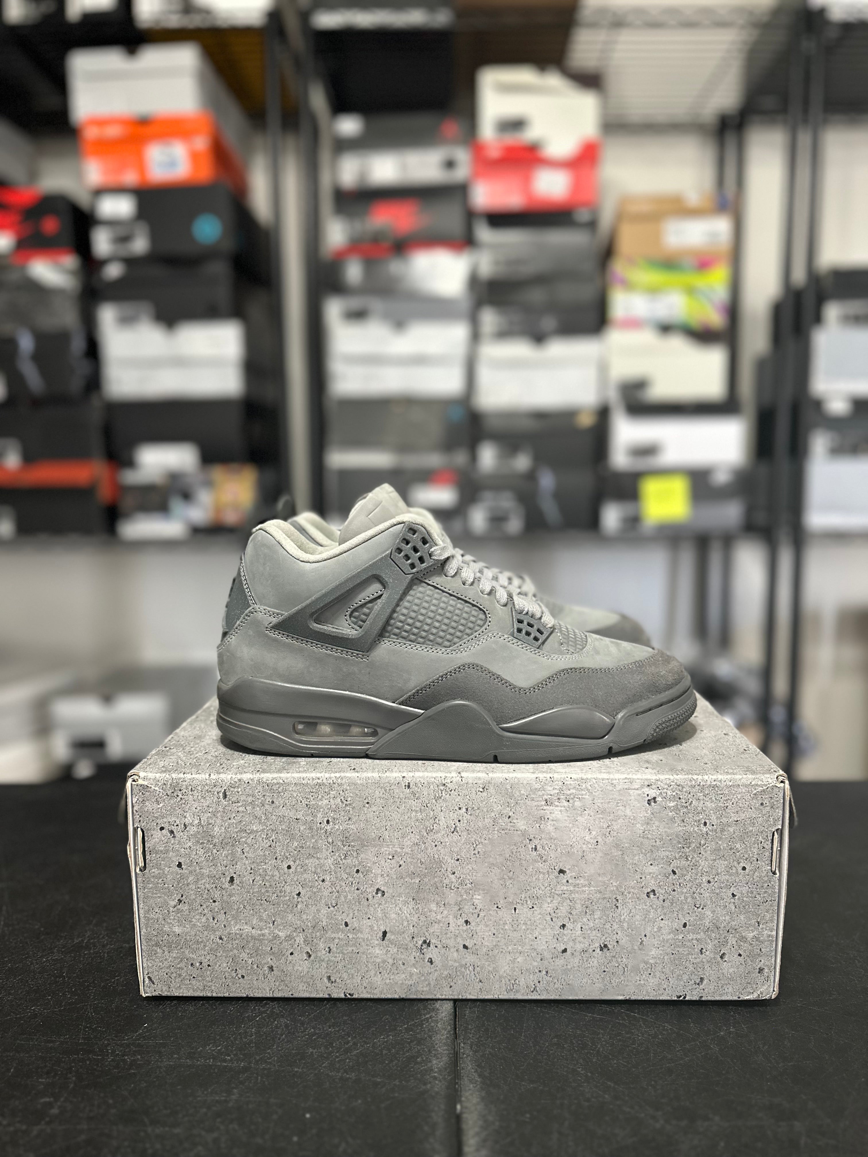 Size 10 - J4 wet cement