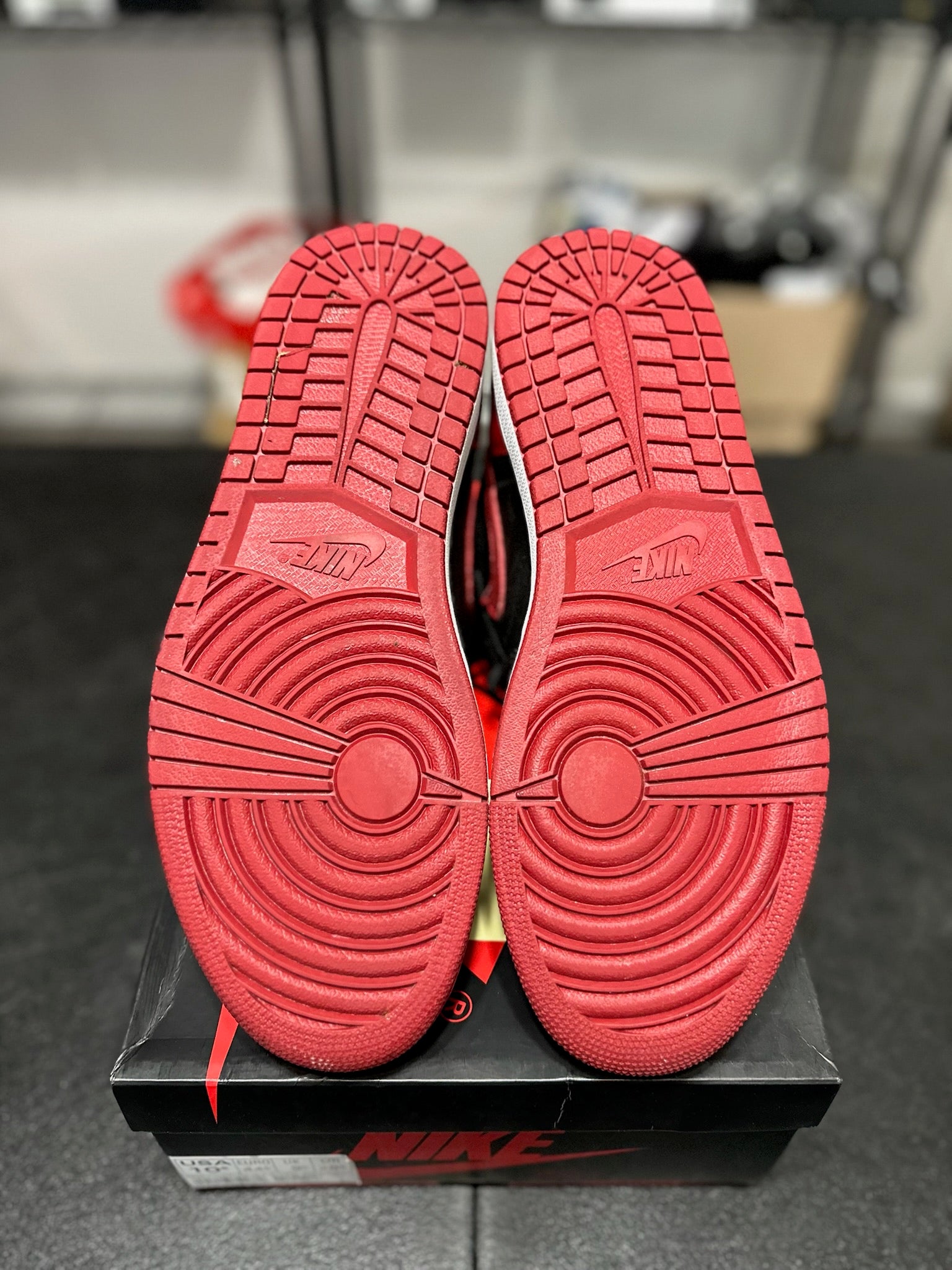 Size 10.5 - J1 Bred Banned