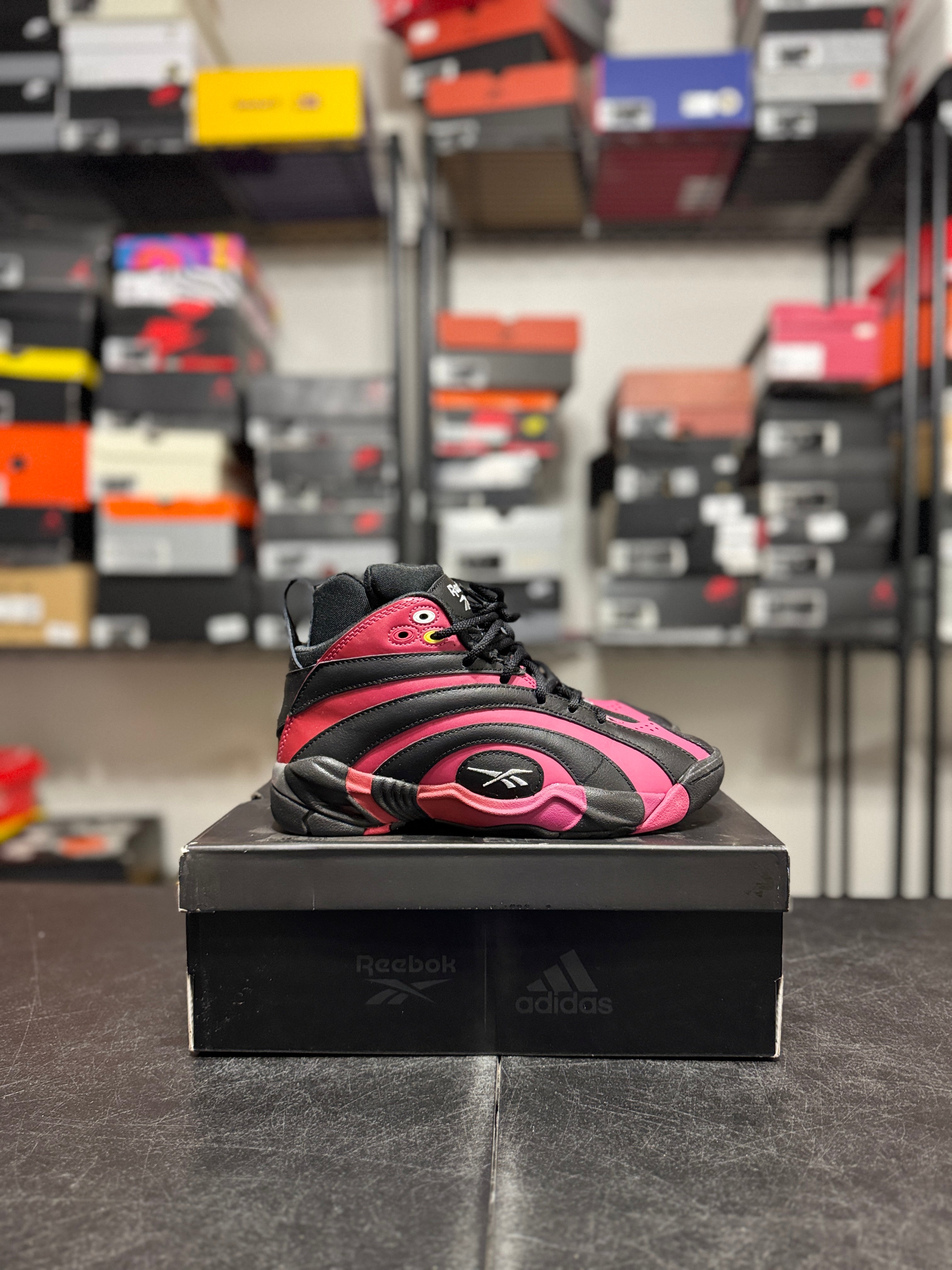 Size 8 - Shaqnosis black/ red