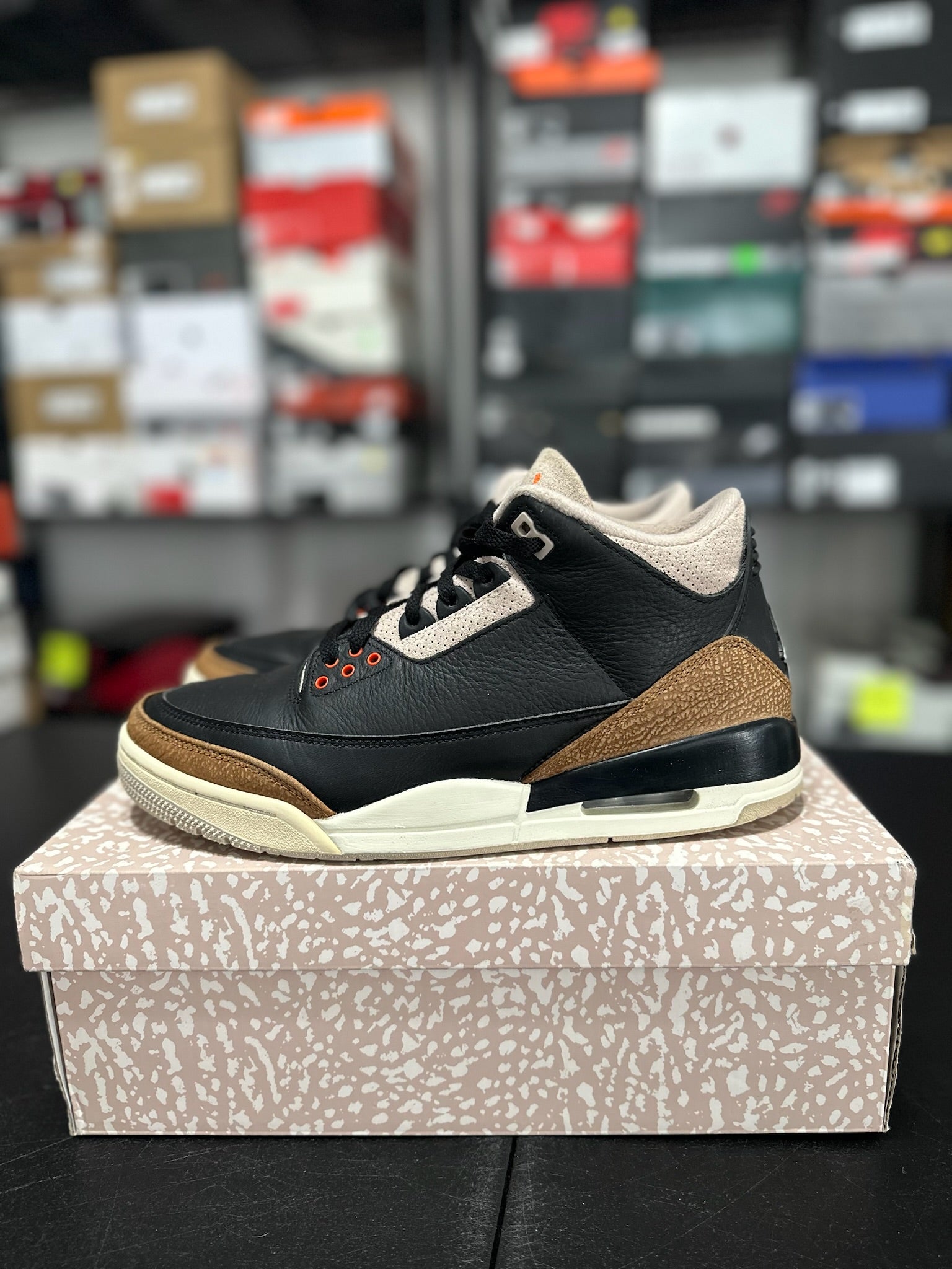 Size 9.5 - J3 Desert Elephant