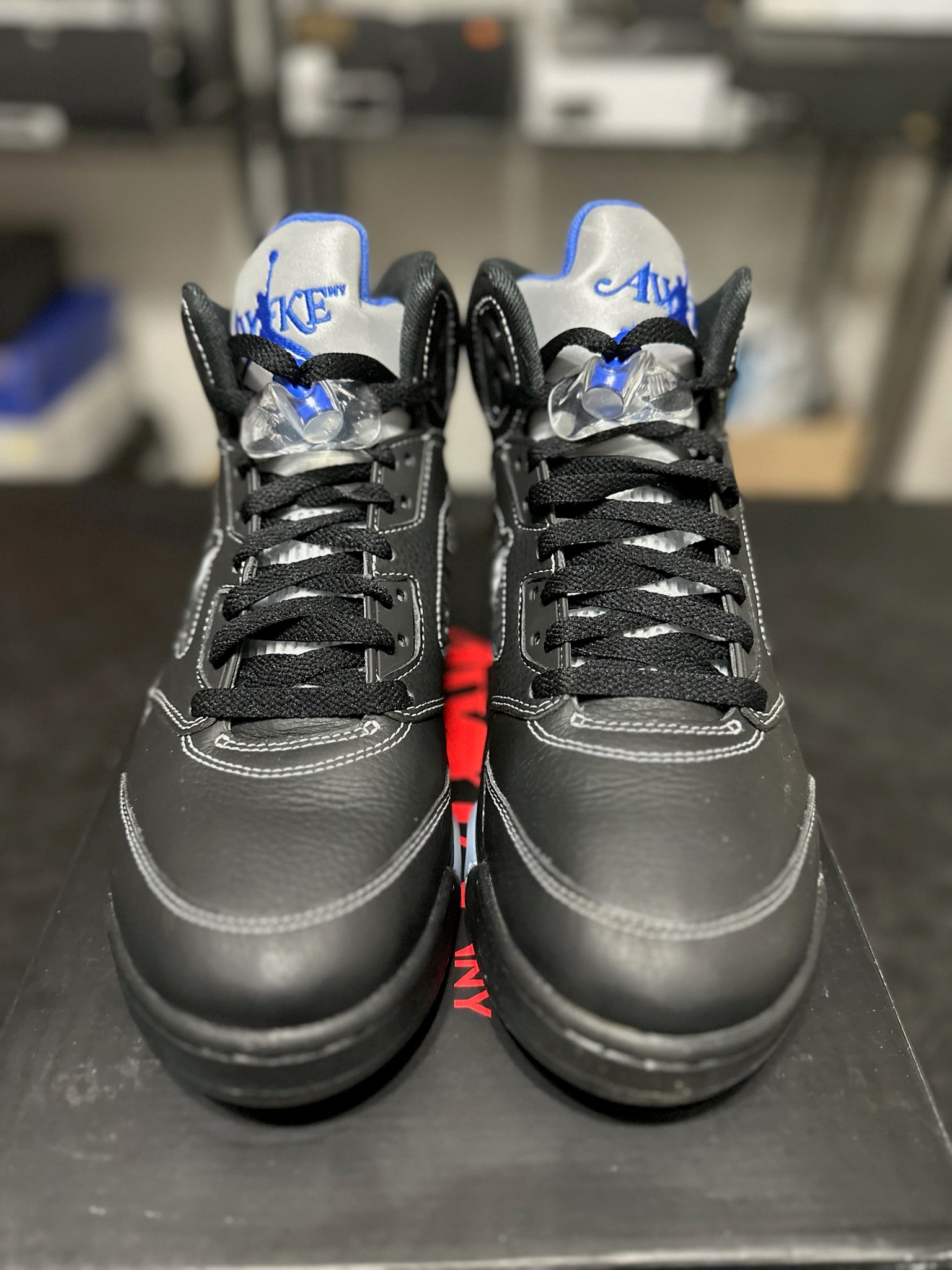 Size 9.5 - J5 Awake NY Black