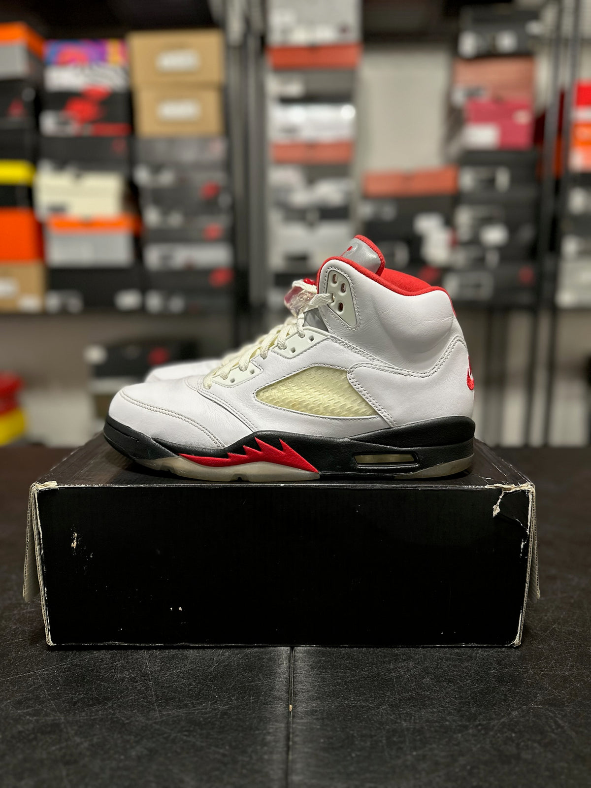 Size 10 - J5 Fire Red Silver Tongue