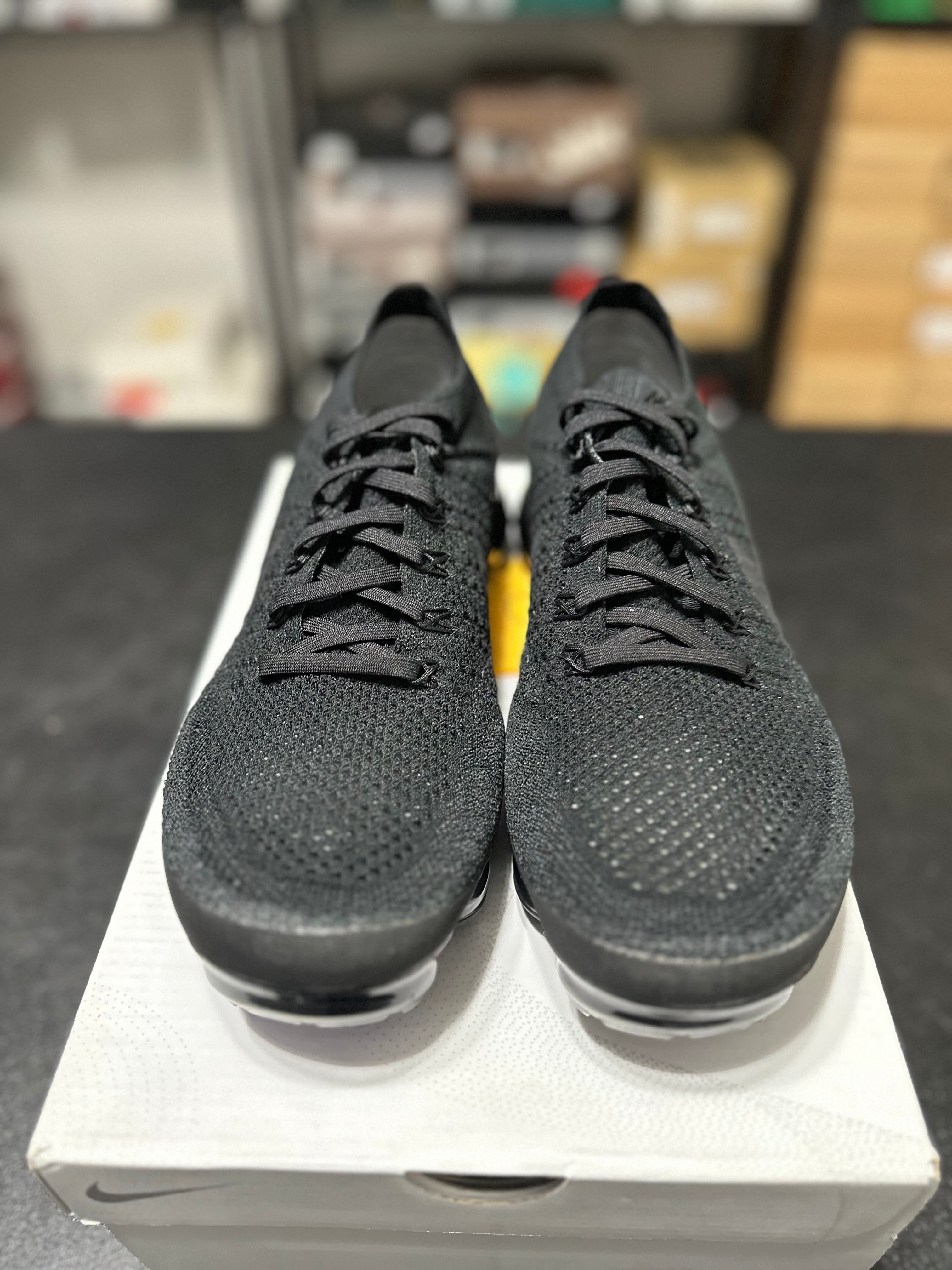 Size 10.5 - vapormax triple black
