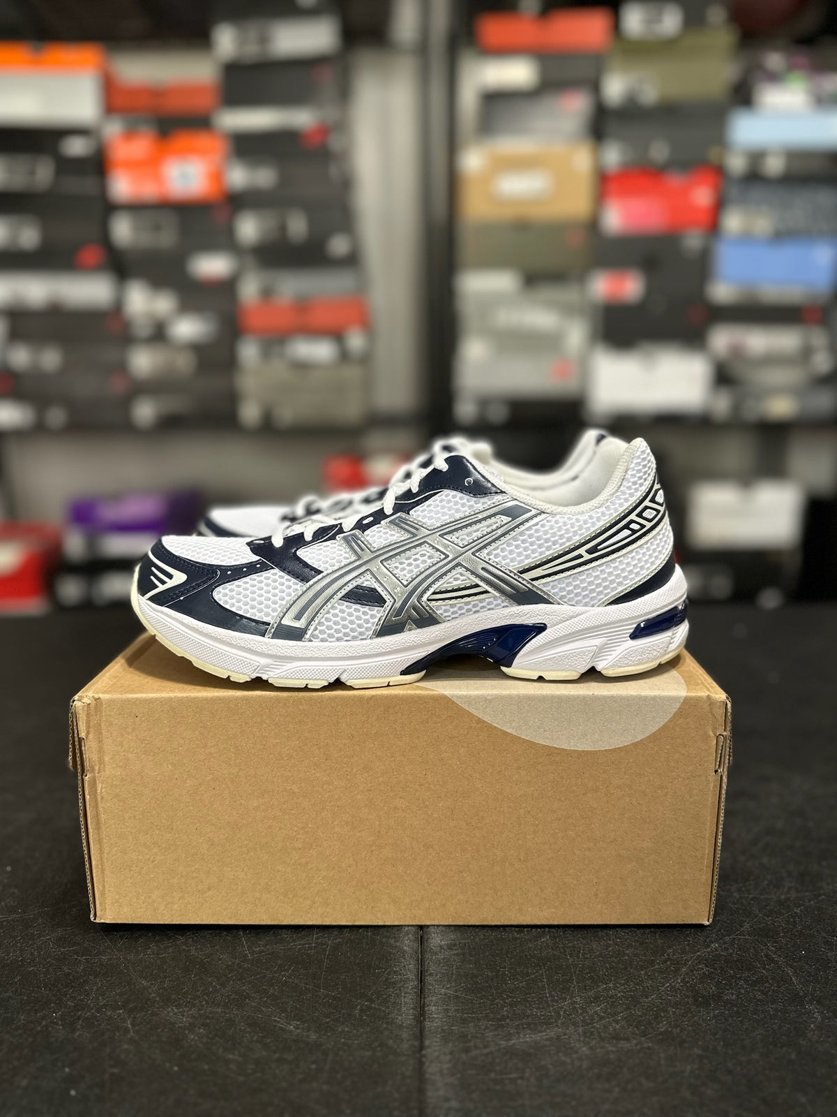 Size 9.5 - ASICS gel-1130 white midnight navy