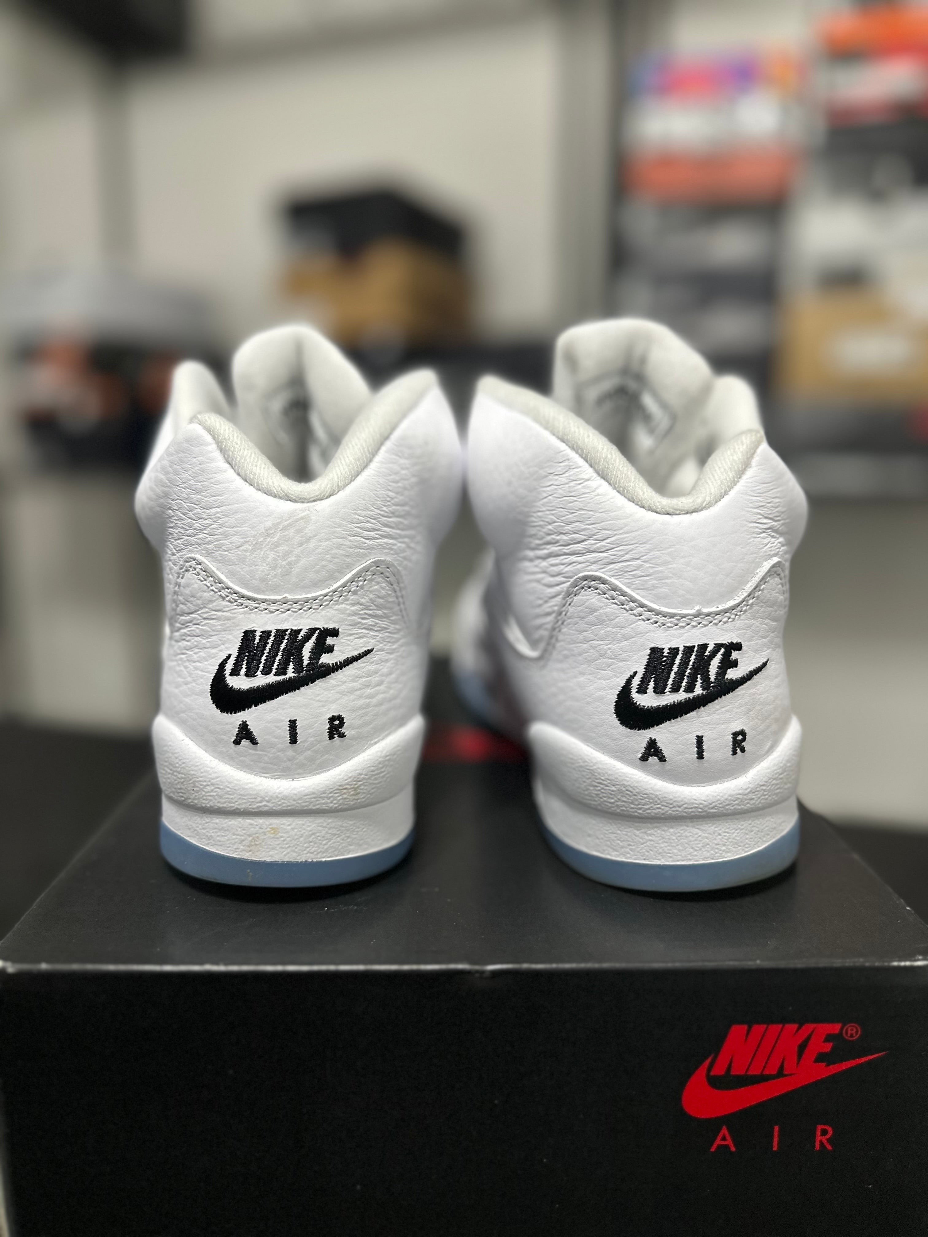 Size 7y - J5 white metallic