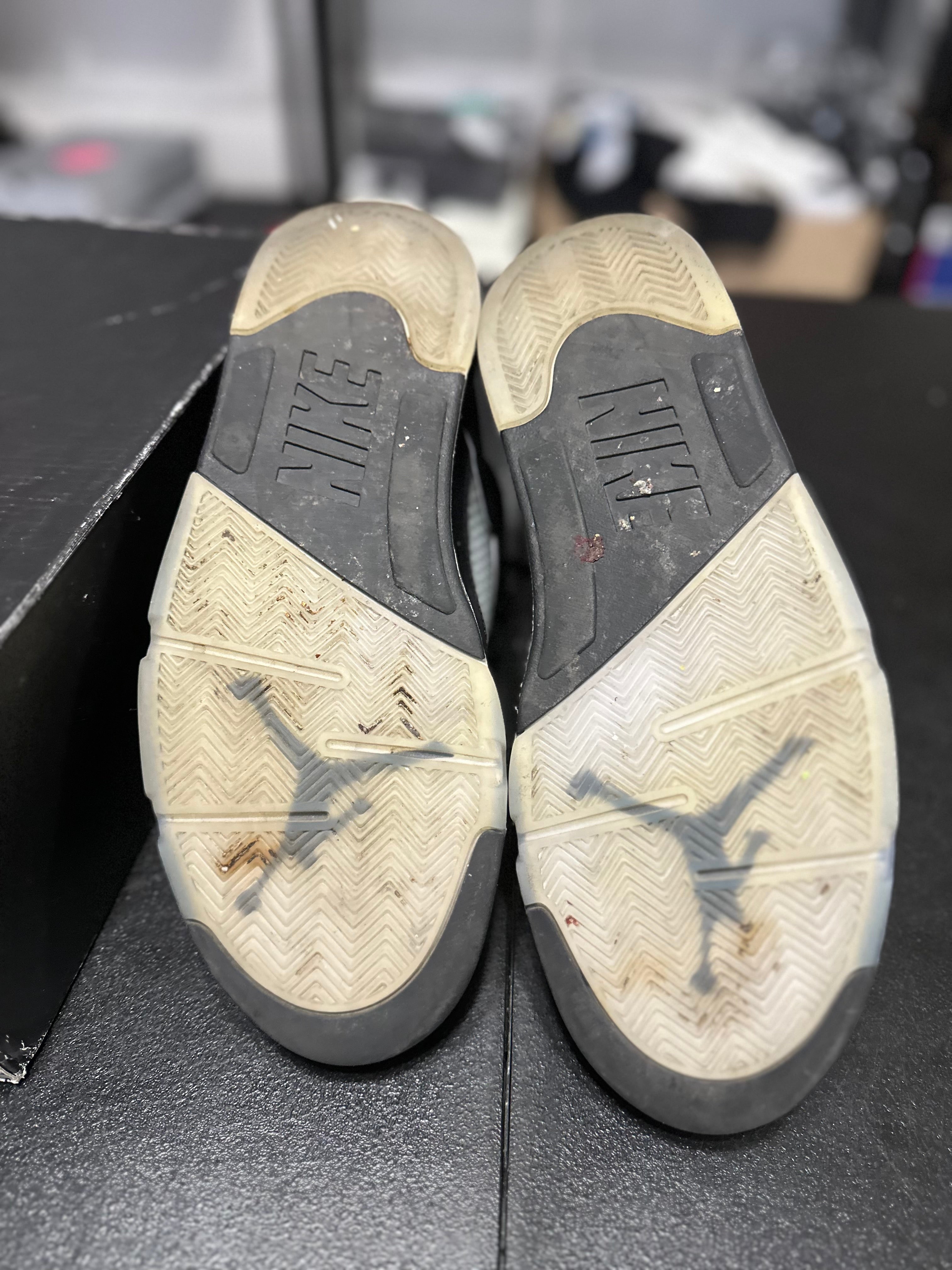 Size 11 - J5 black metallic