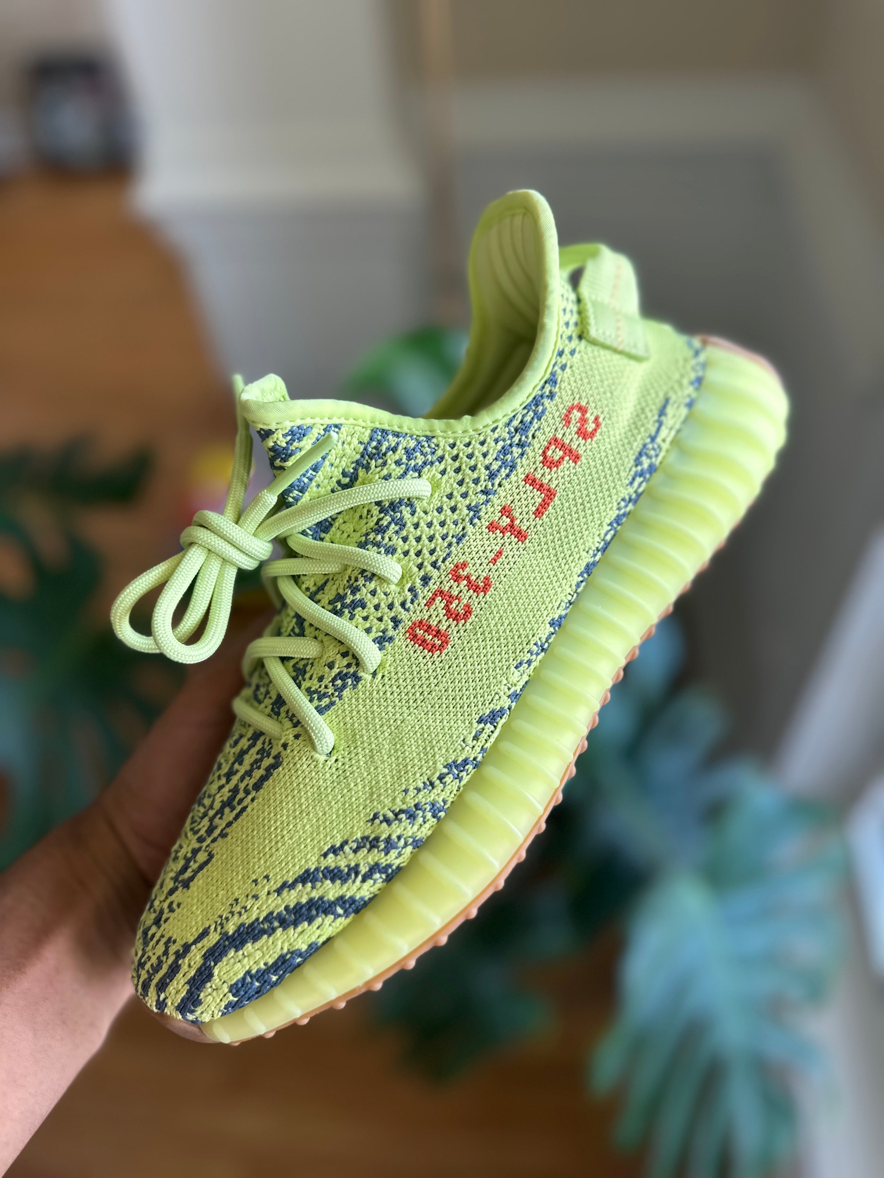Size 6.5 - YZY 350 semi frozen
