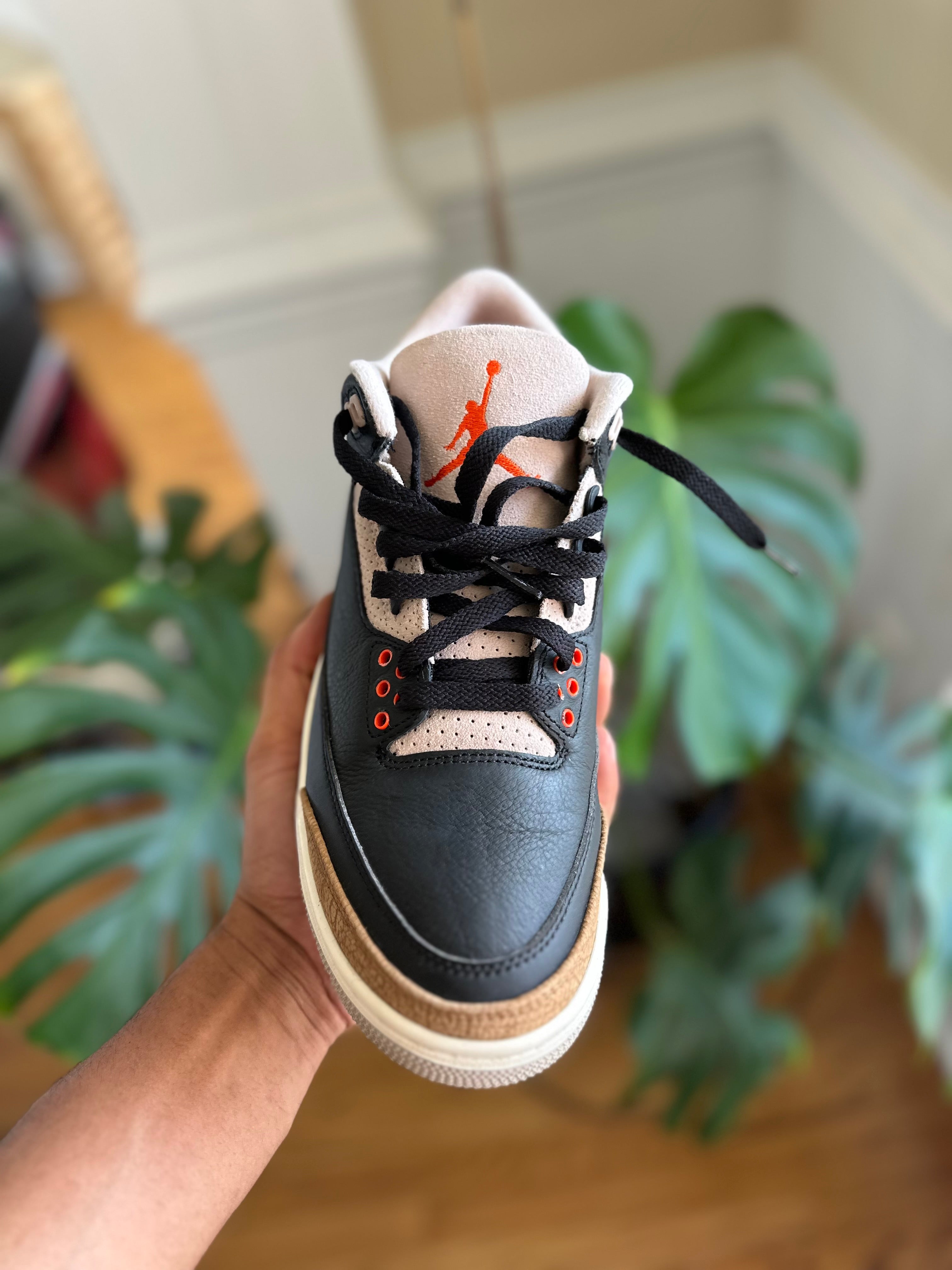 Size 8.5 - J3 desert elephant