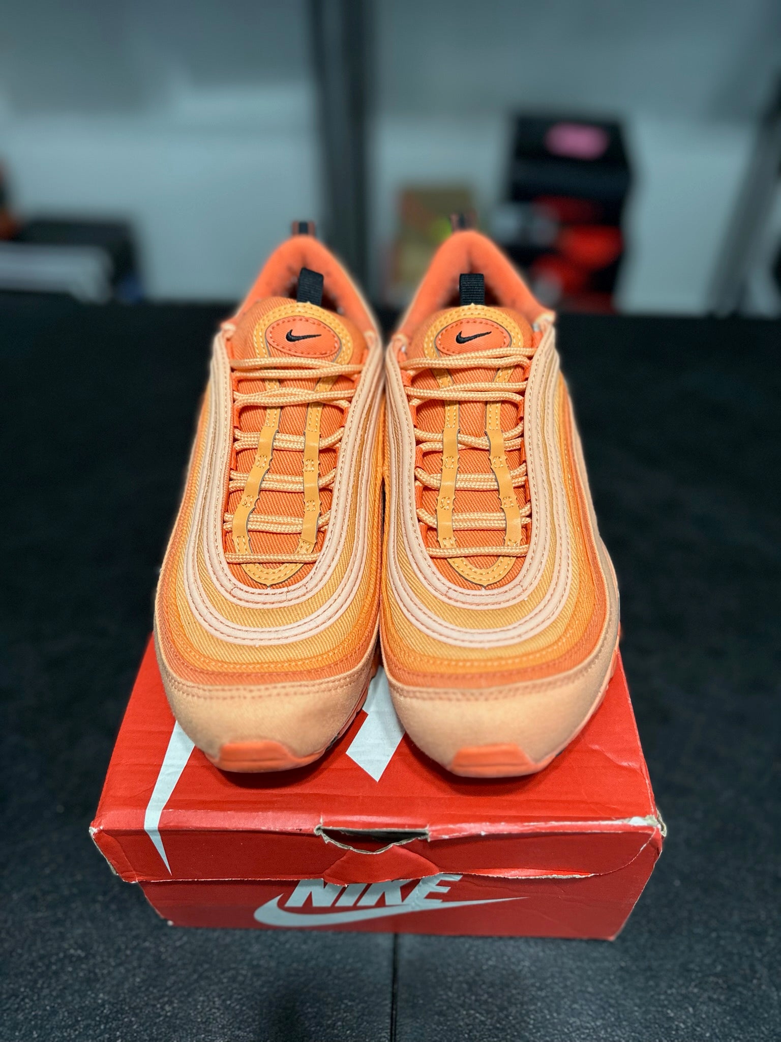 Size 7Y - Air Max 97 City Special LA