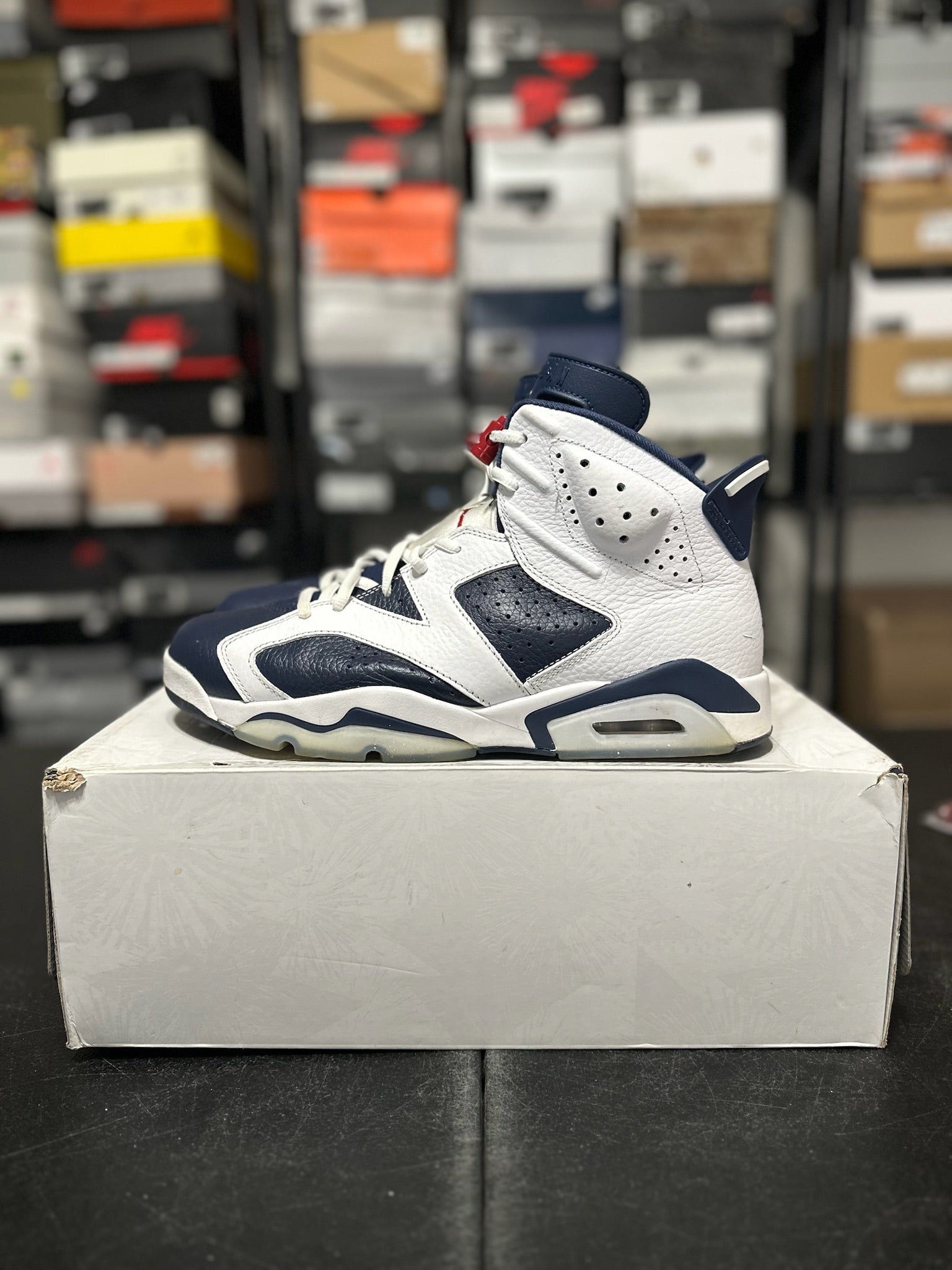 Size 11 - J6 Olympic