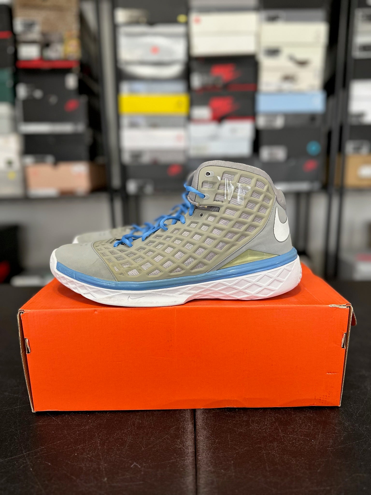 Size 12 - Kobe 3 MPLS Medium Grey