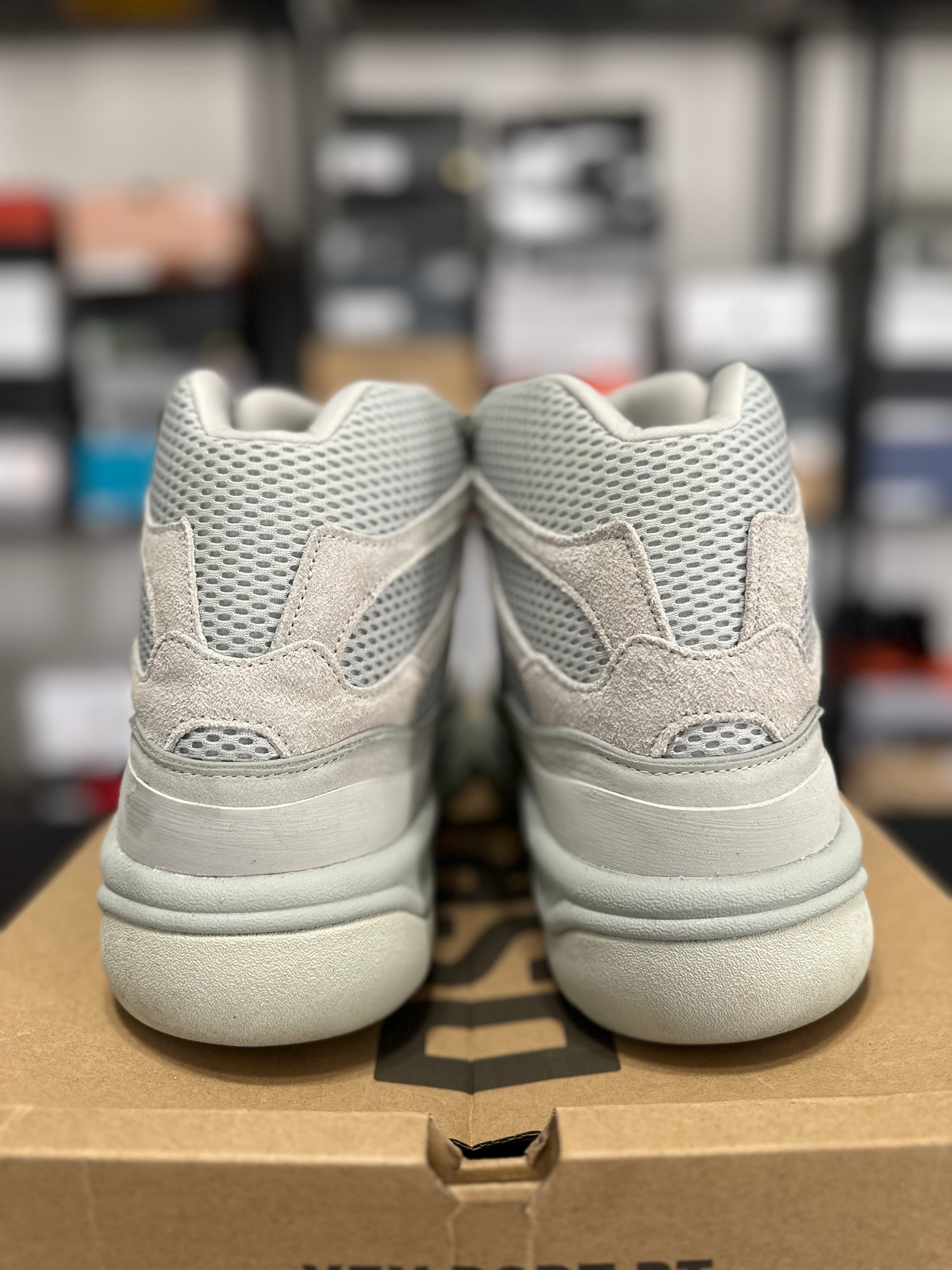 Size 10.5 - YZY desert Boot salt