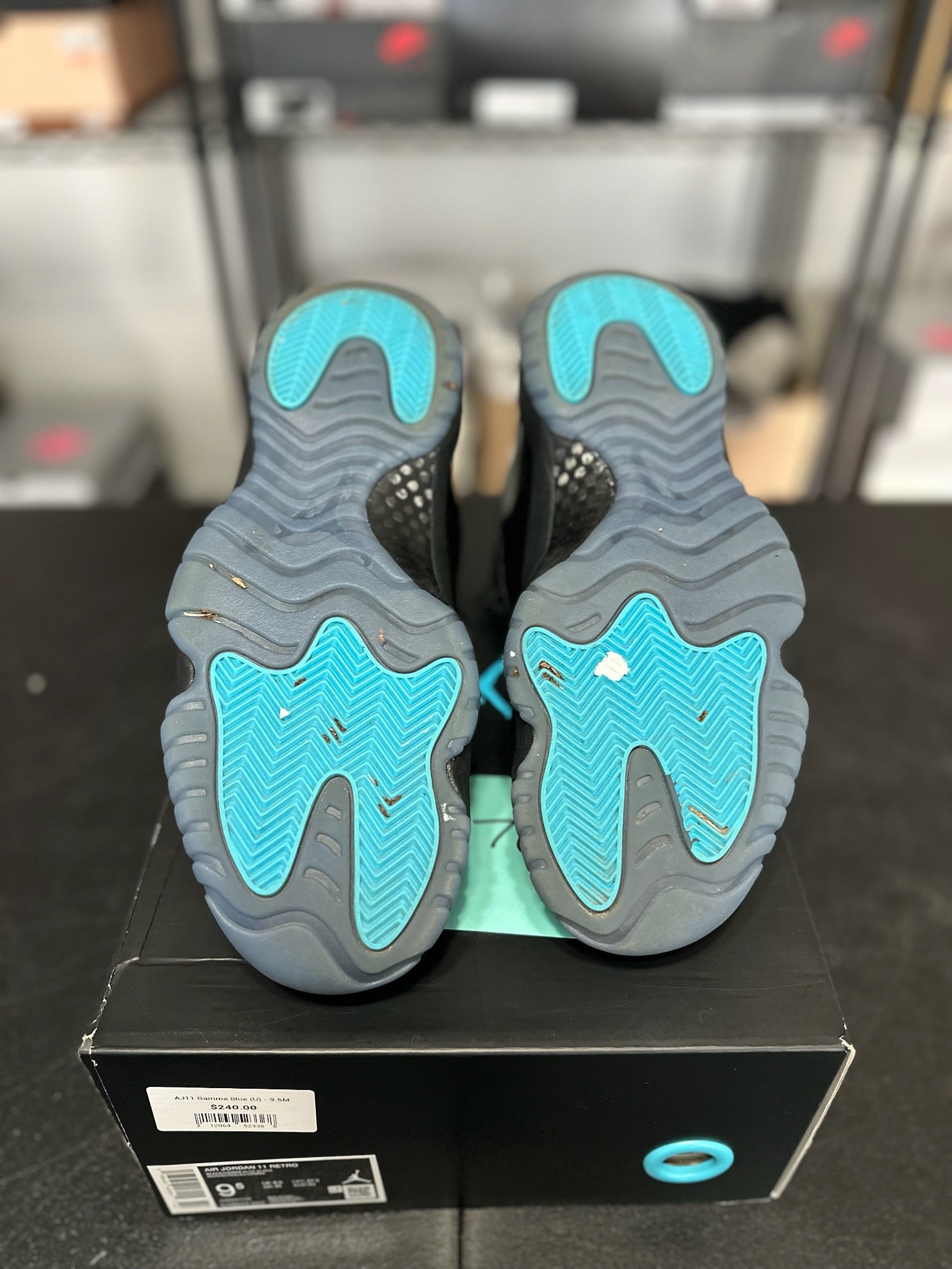 Size 9.5 - J11 Gamma Blue