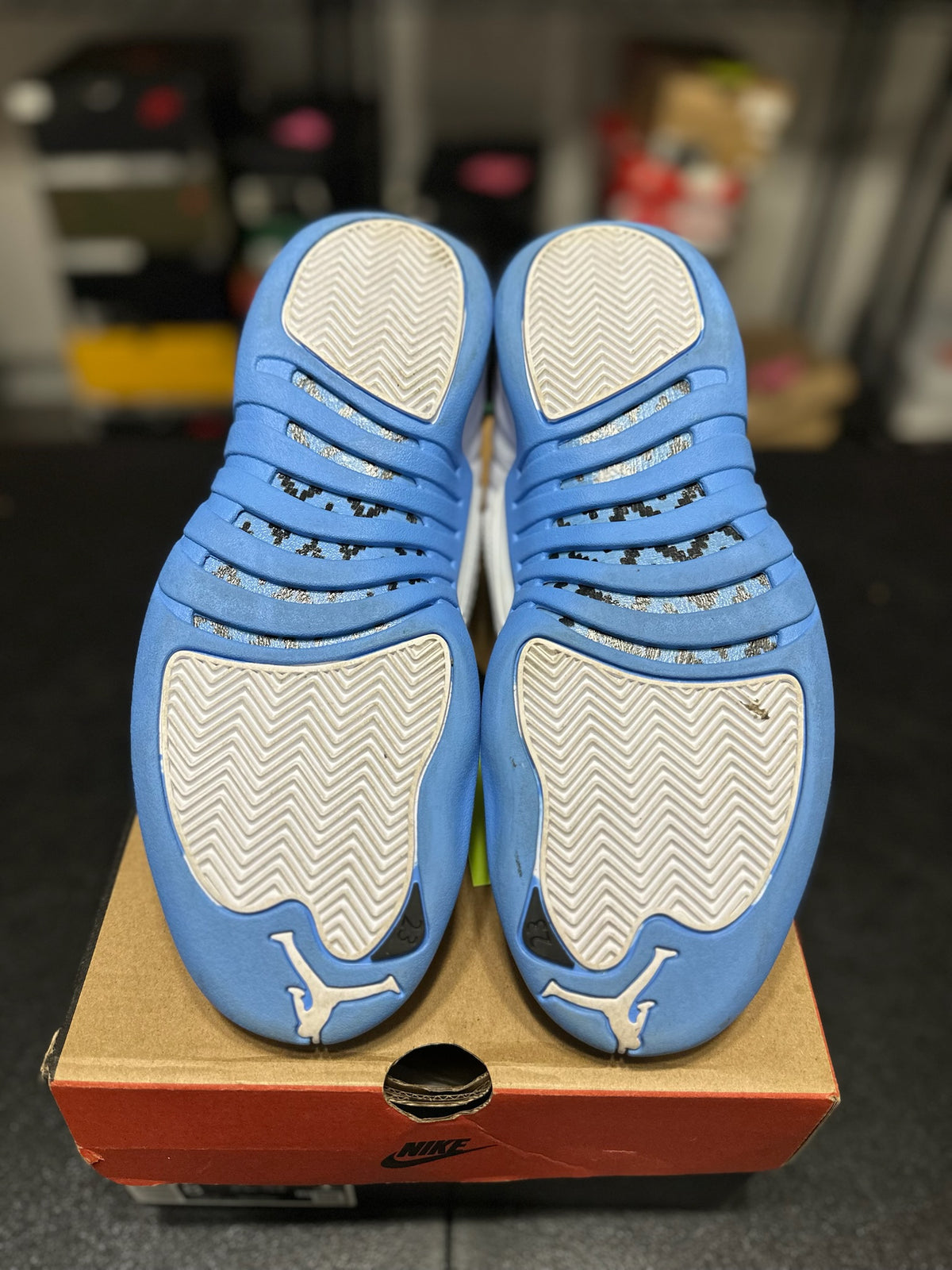 Size 8 - J12 Melo