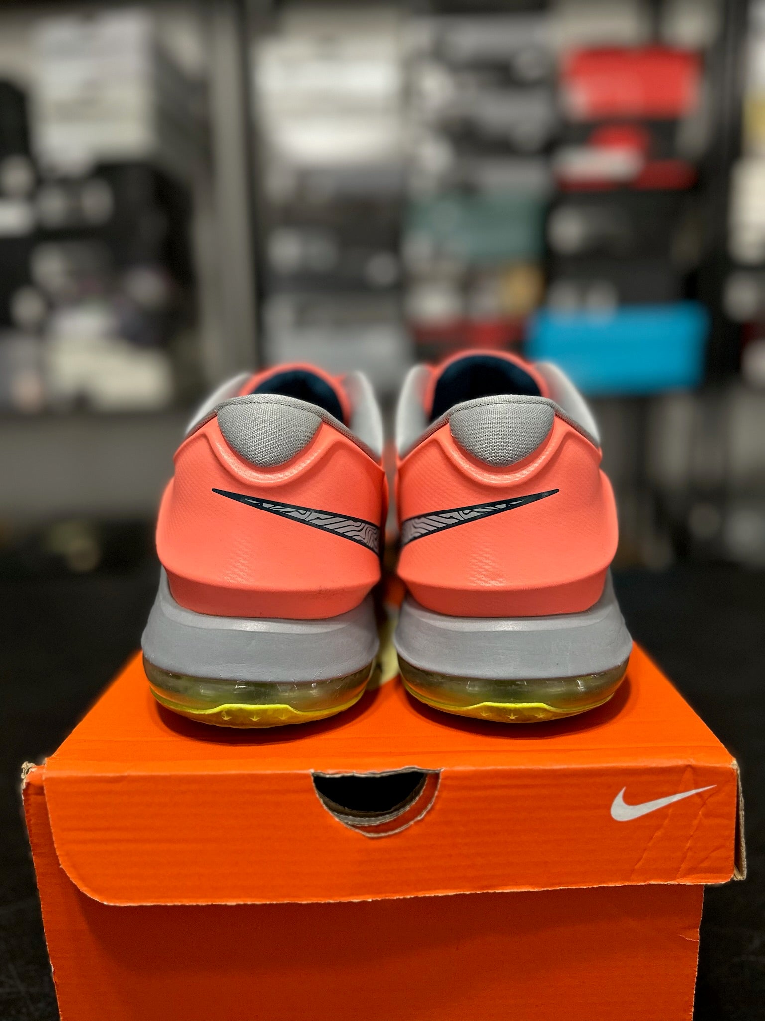 Size 10.5 - KD 7 35,000 Degrees