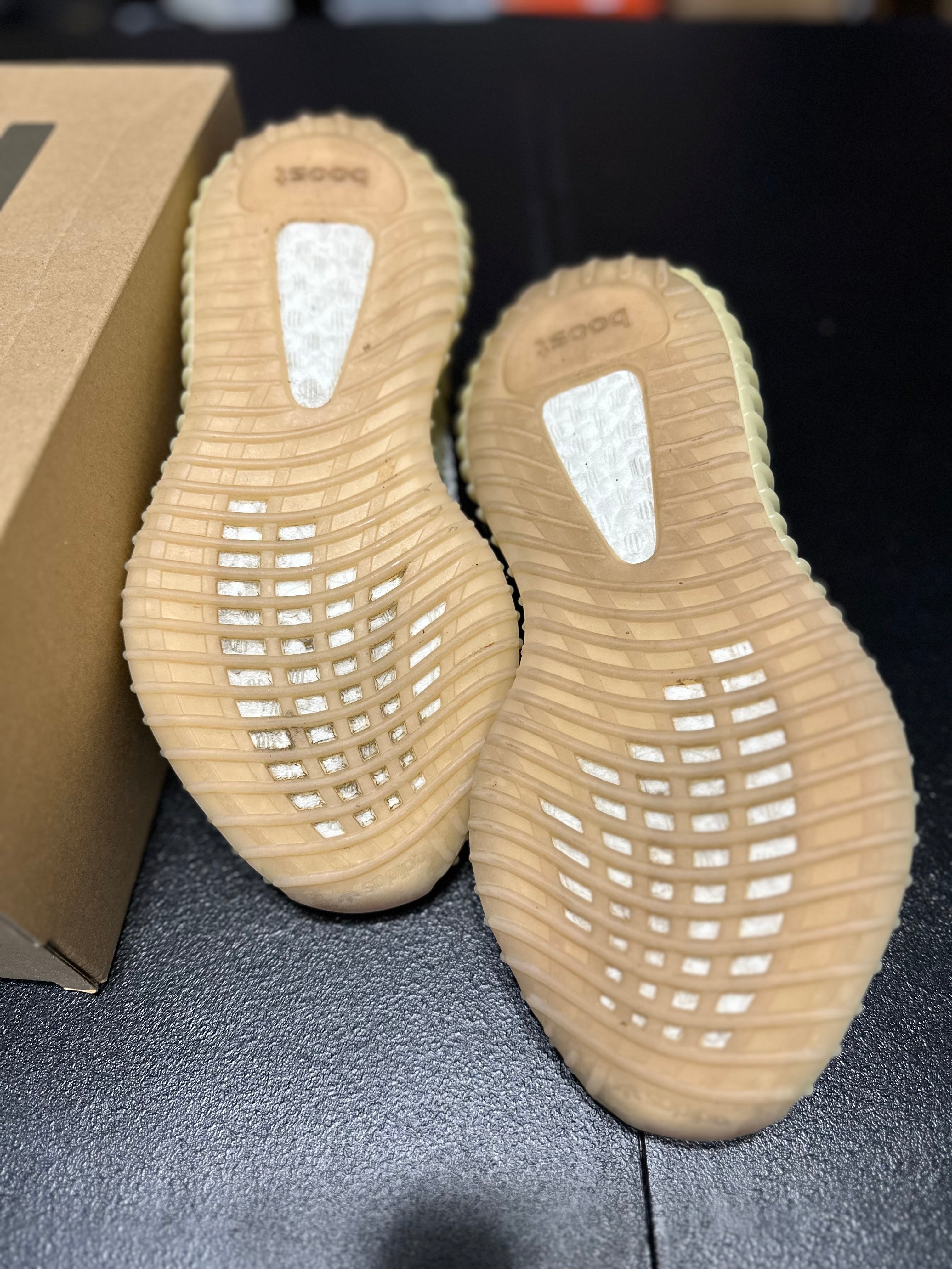 Size 5 - YZY 350 lundmark