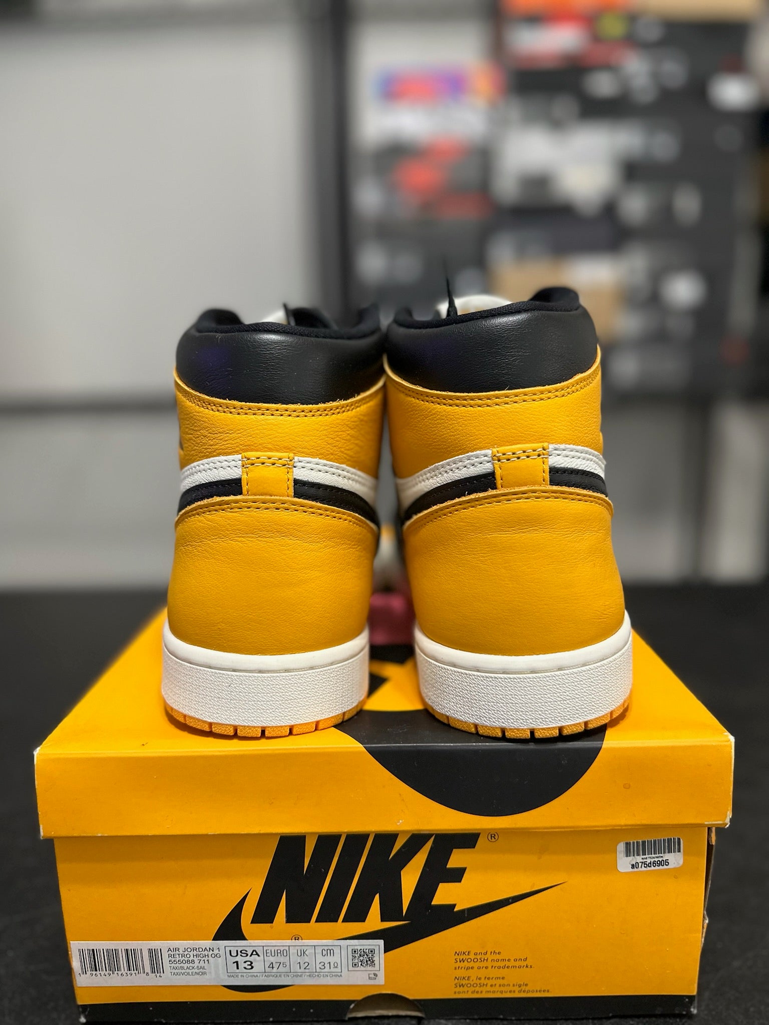 Size 13 - J1 High Taxi