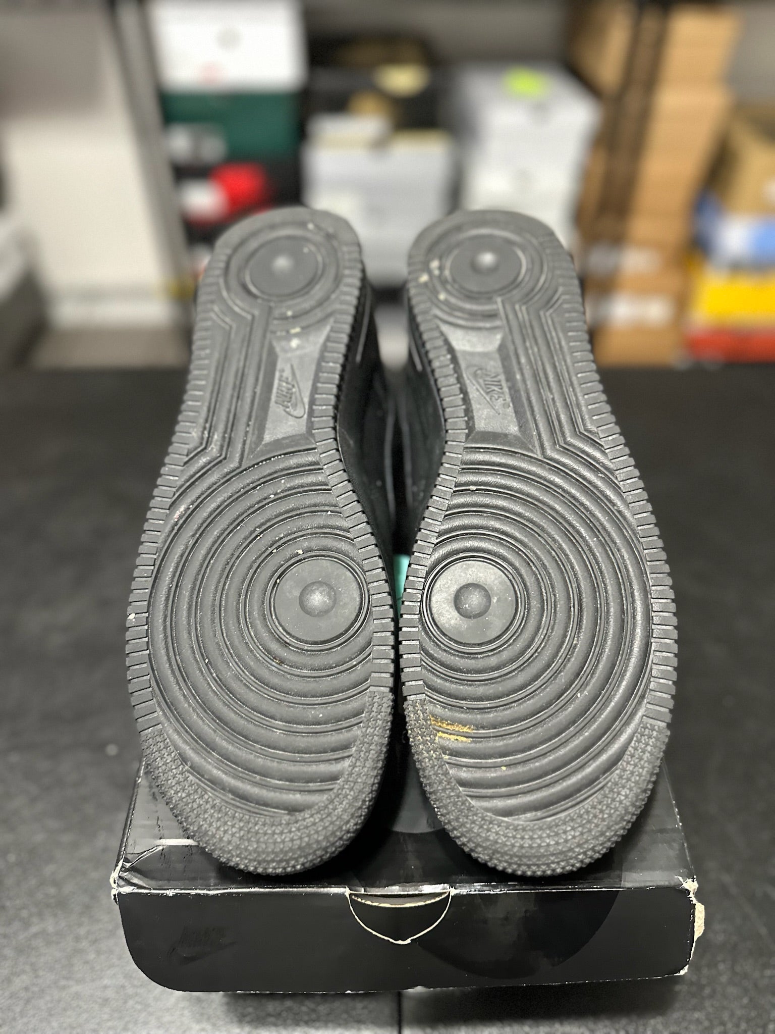 Size 12 - AF1 Low Supreme Black