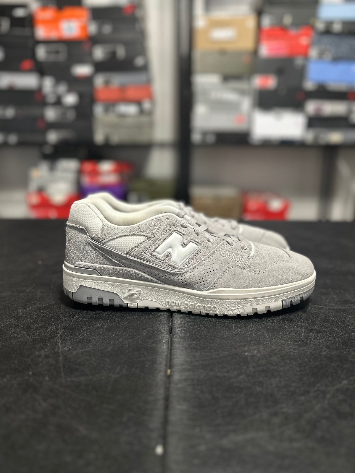 Size 11 - NB 550 grey/white