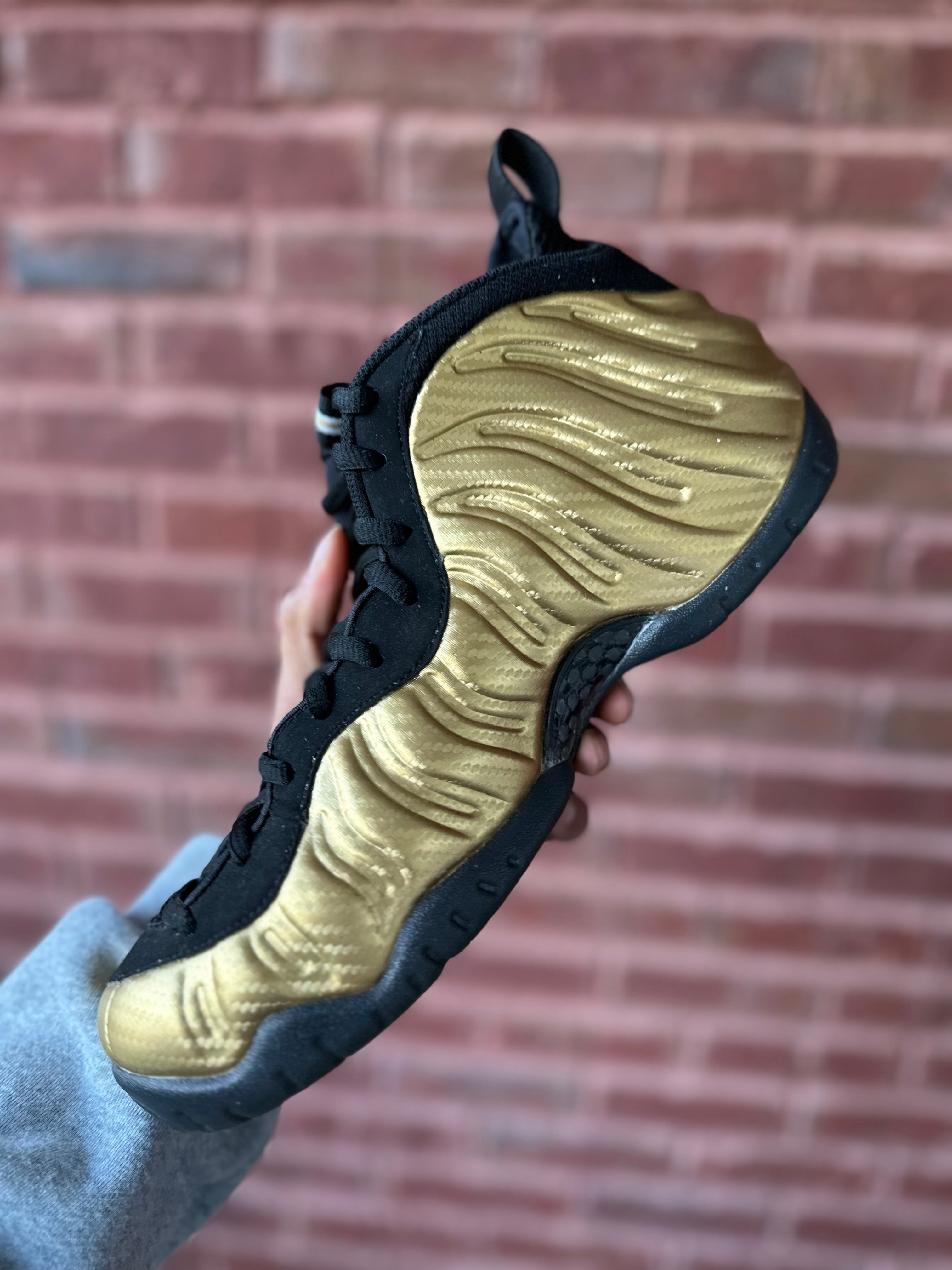 Size 10 - air foamposite pro metallic gold