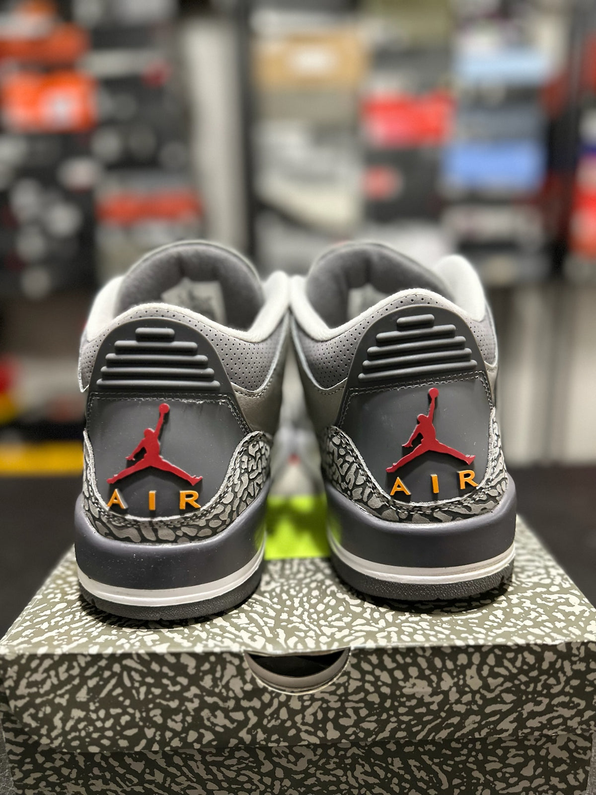 Size 9 - j3 cool grey