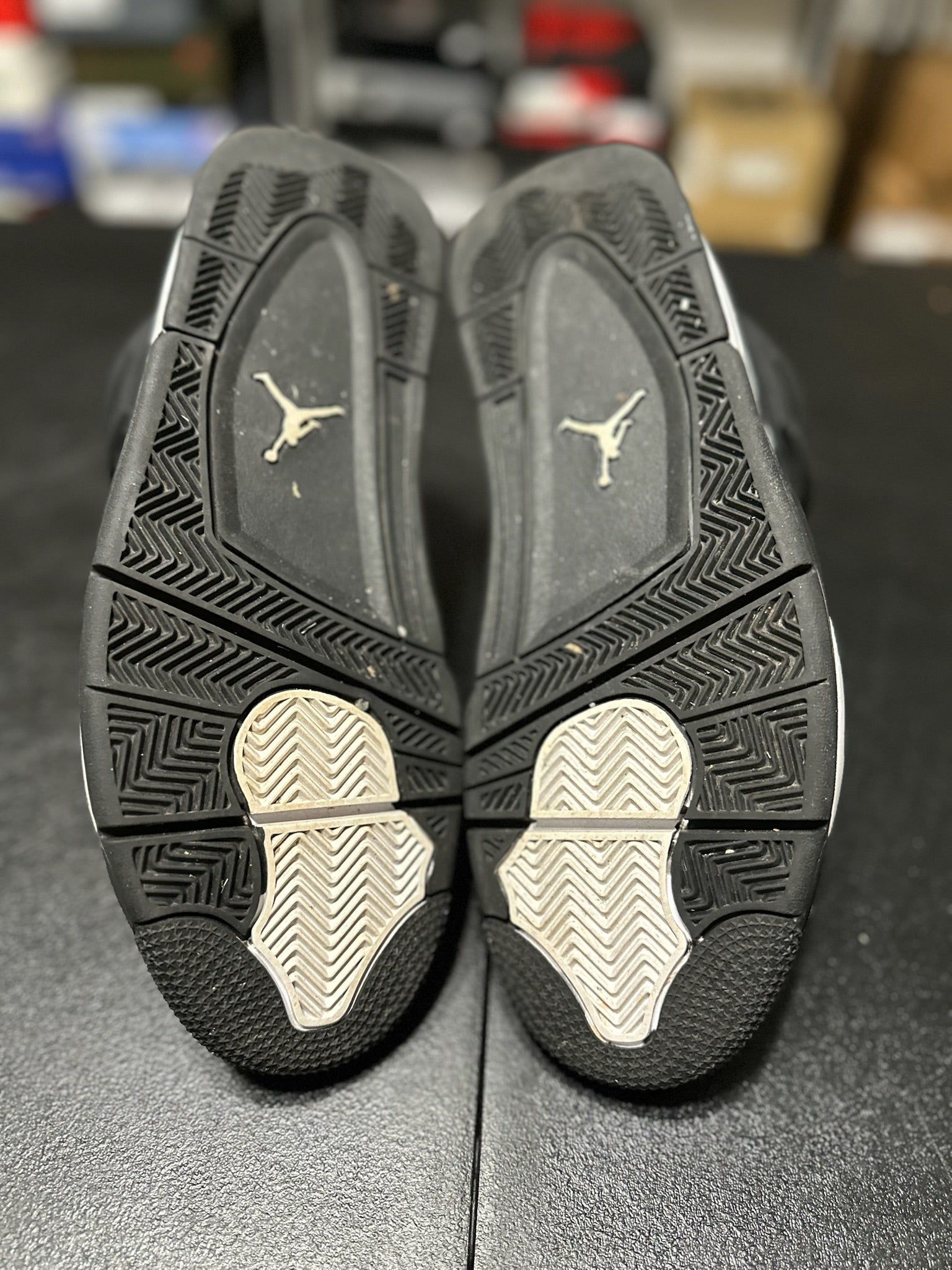 Size 11 - J4 White Thunder