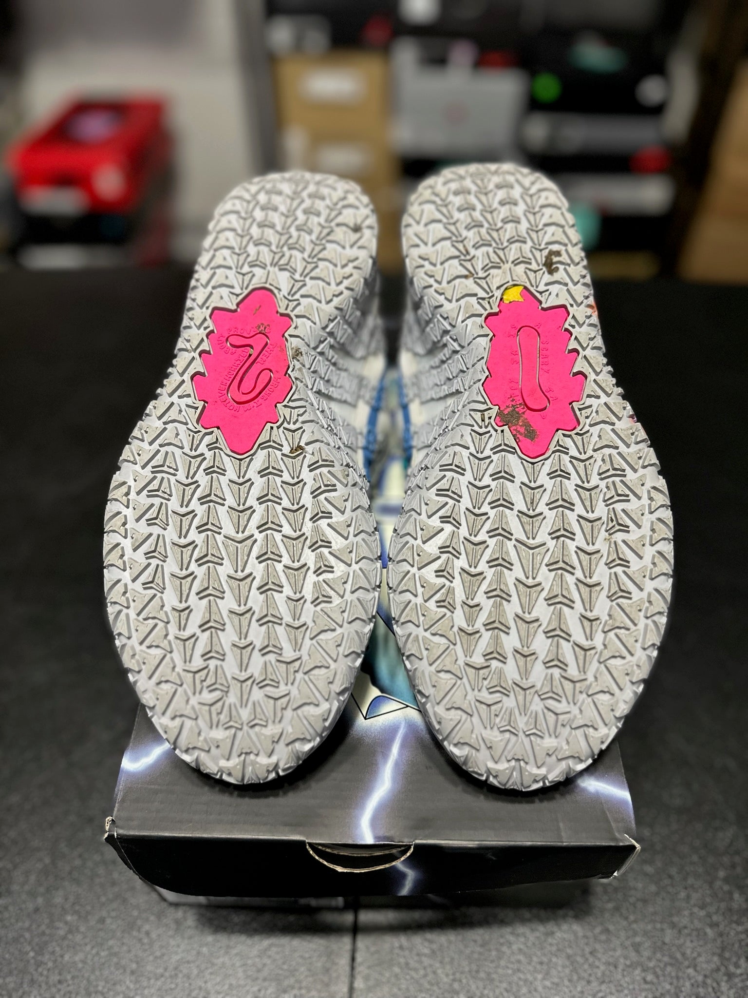 Size 9 - Ja 3 Light Show