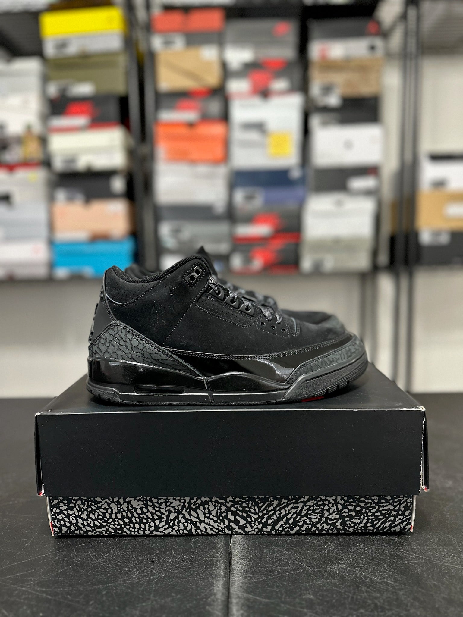 Size 9.5 - J3 Black Cat