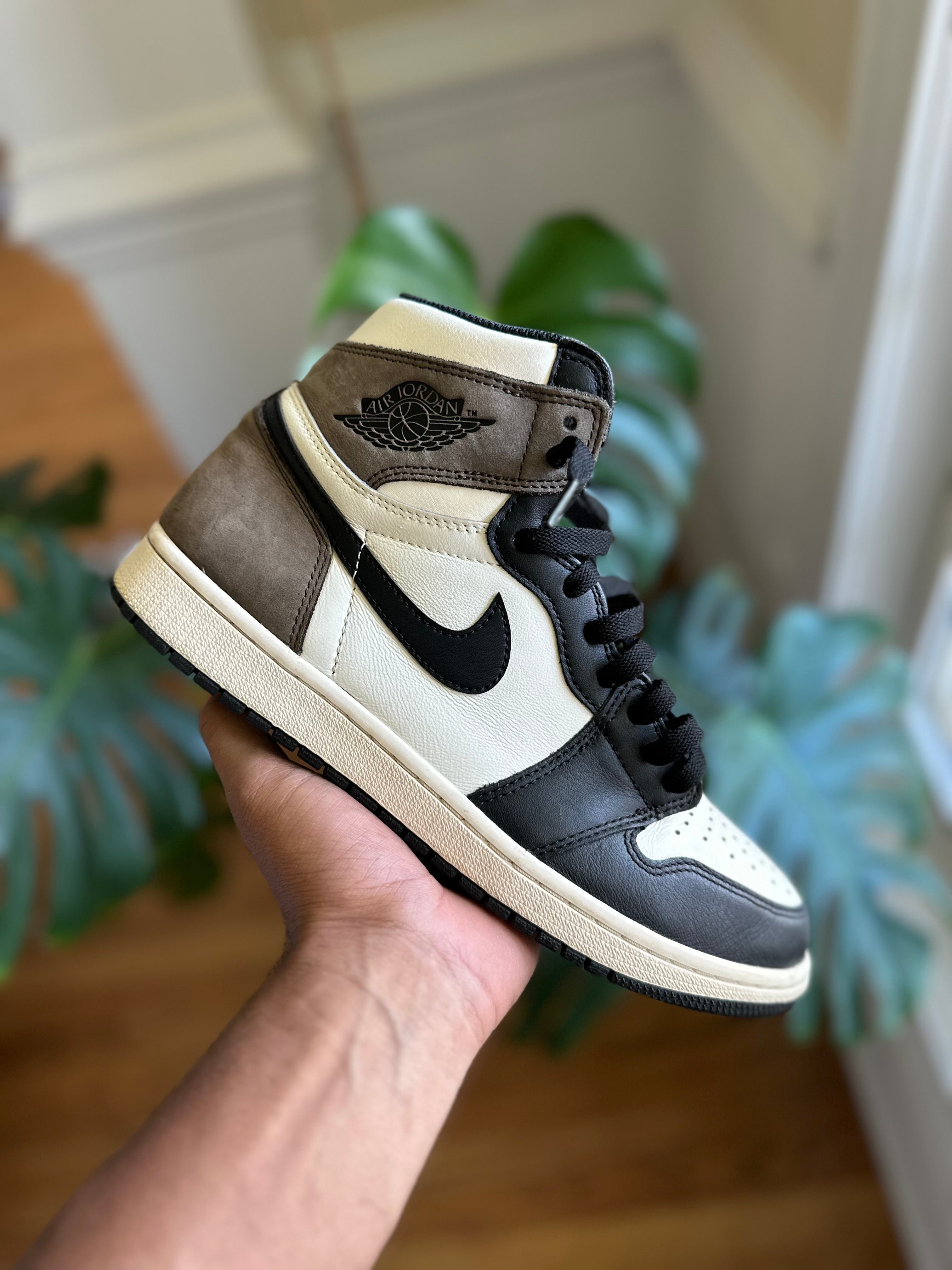 Size 9.5 - J1 mocha