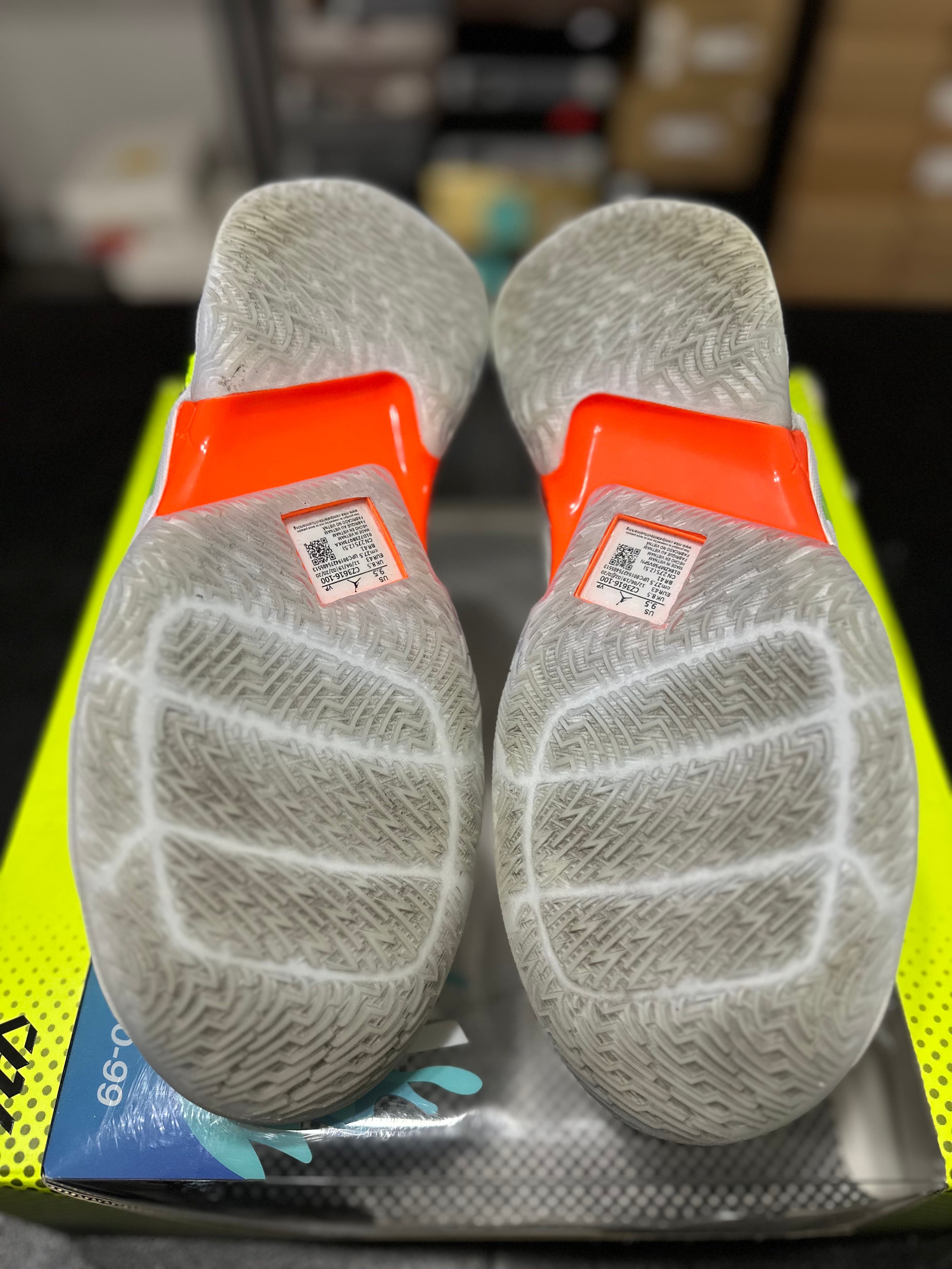 Size 9.5 - Jordan why not zero